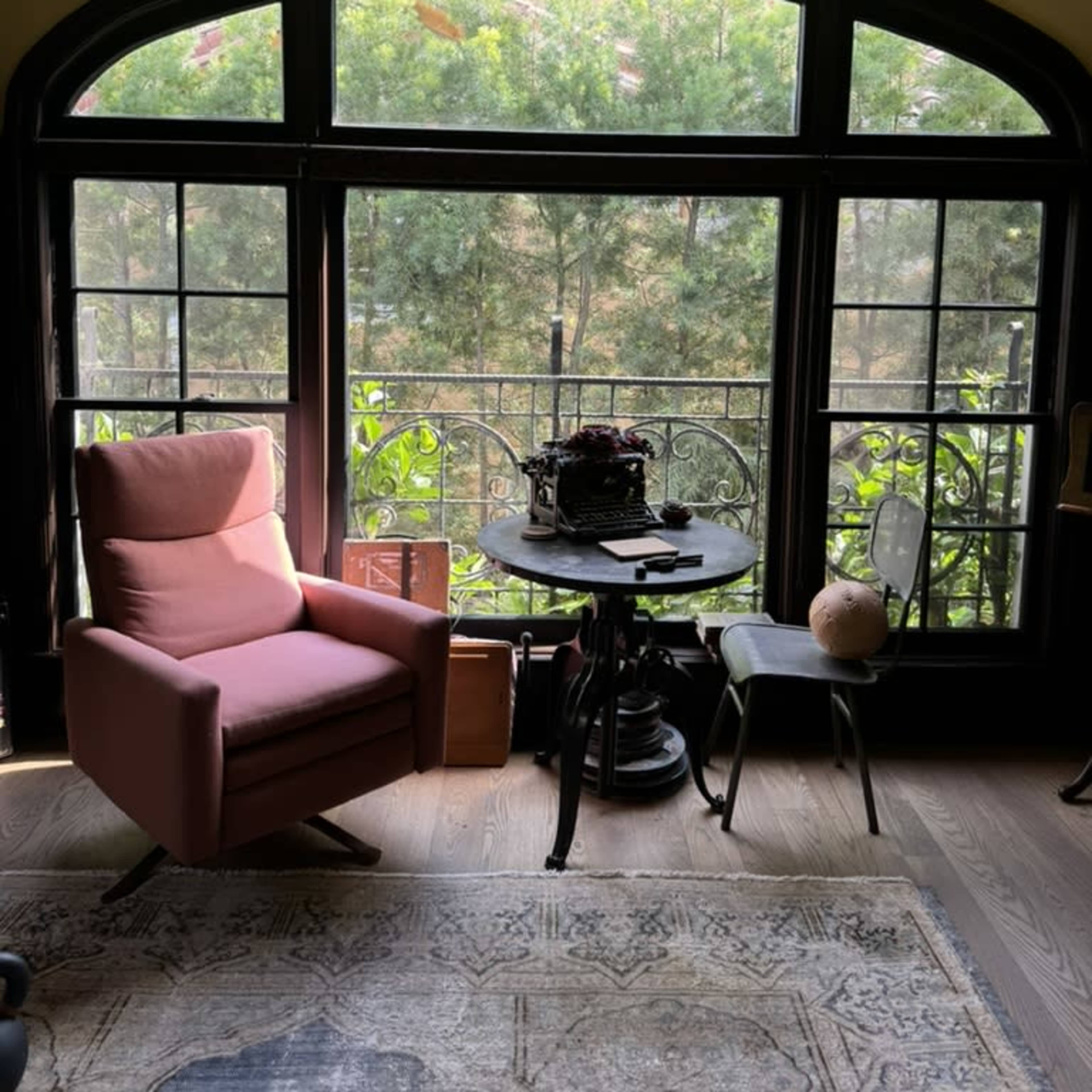 Old Hollywood Los Feliz Eclectic Home / 3 bedroom / 4 Bath / Pool/ Sauna / Cold Plunge / Yard / Gym (indoor + outdoor) Image in Los Feliz, Los Angeles, CA