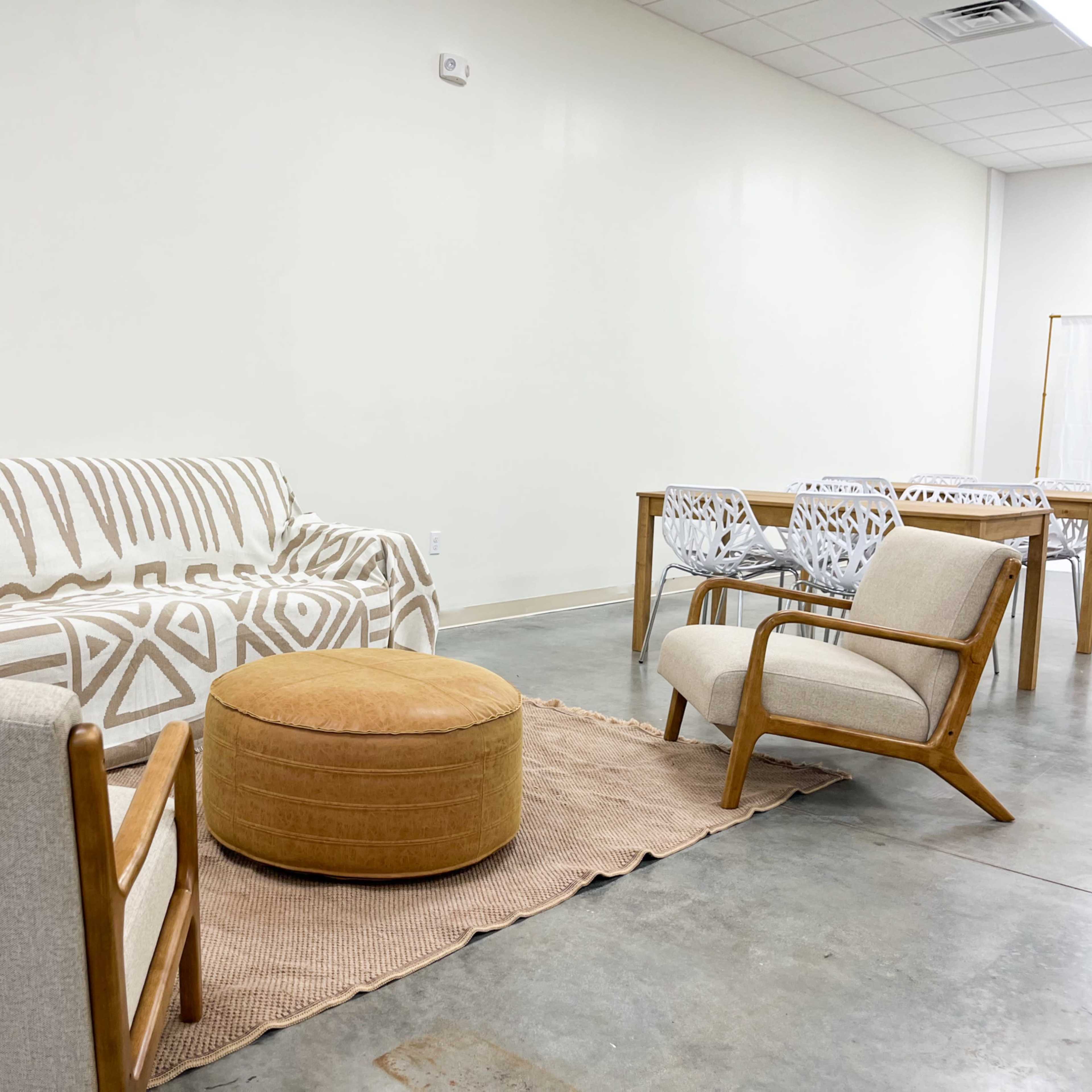 Small Party Space & Creative Co-Working Studio Image in North Central Pensacola, Pensacola, FL