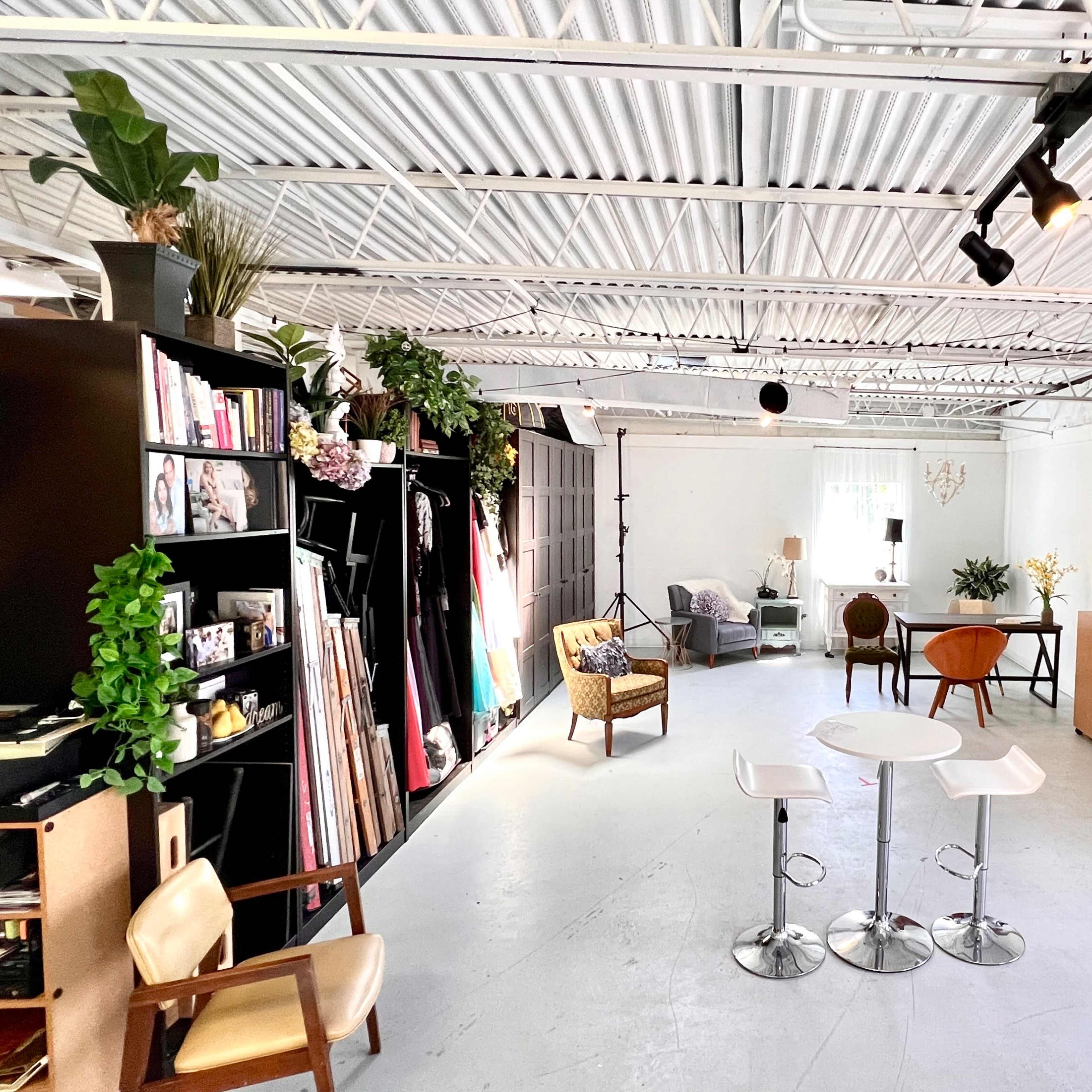 Spacious Studio Space in Warehouse Arts District Image in St. Petersburg, St. Petersburg, FL