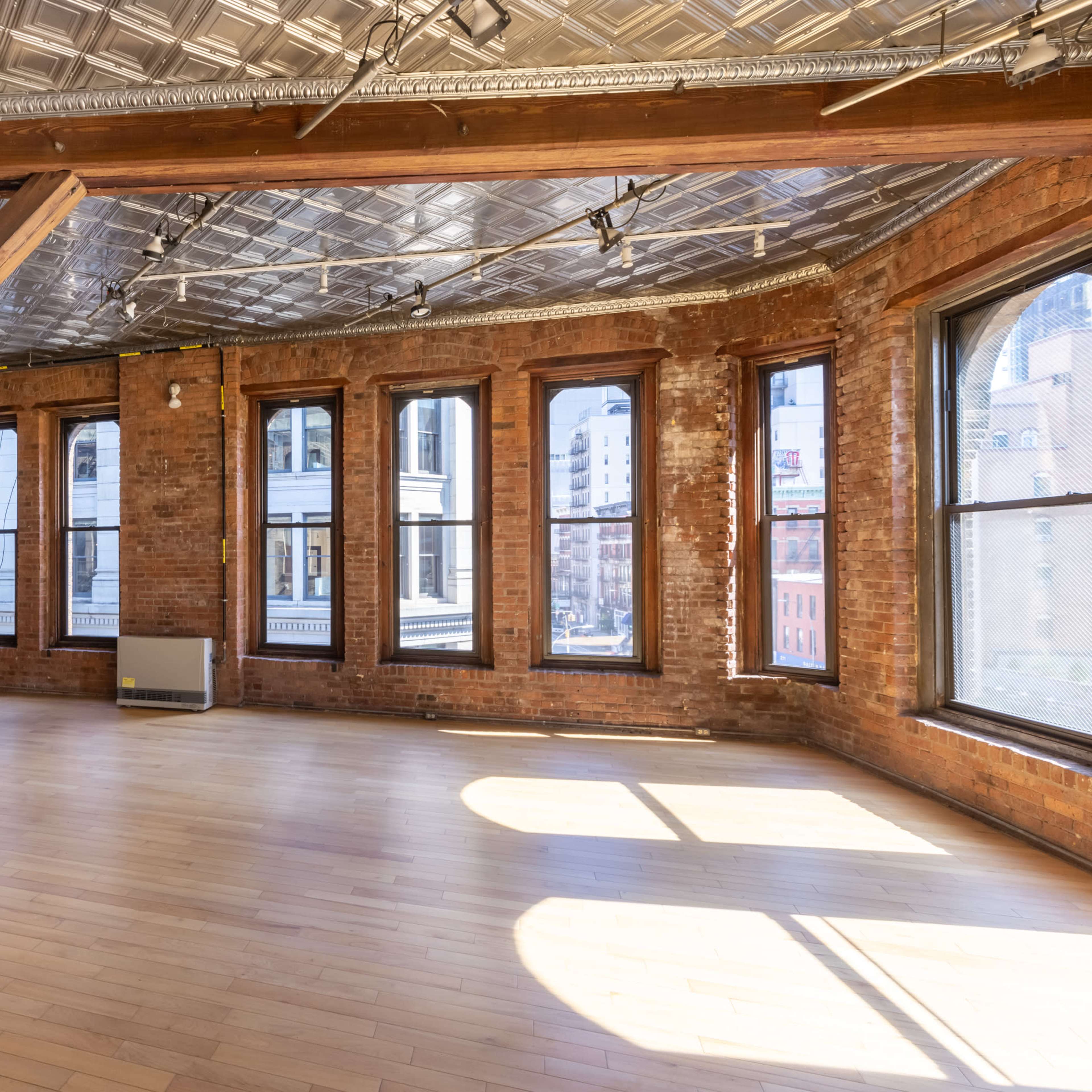 Fitbar Studios: SoHo loft perfect for fashion shoots, styling, and events Image in Nolita, New York, NY