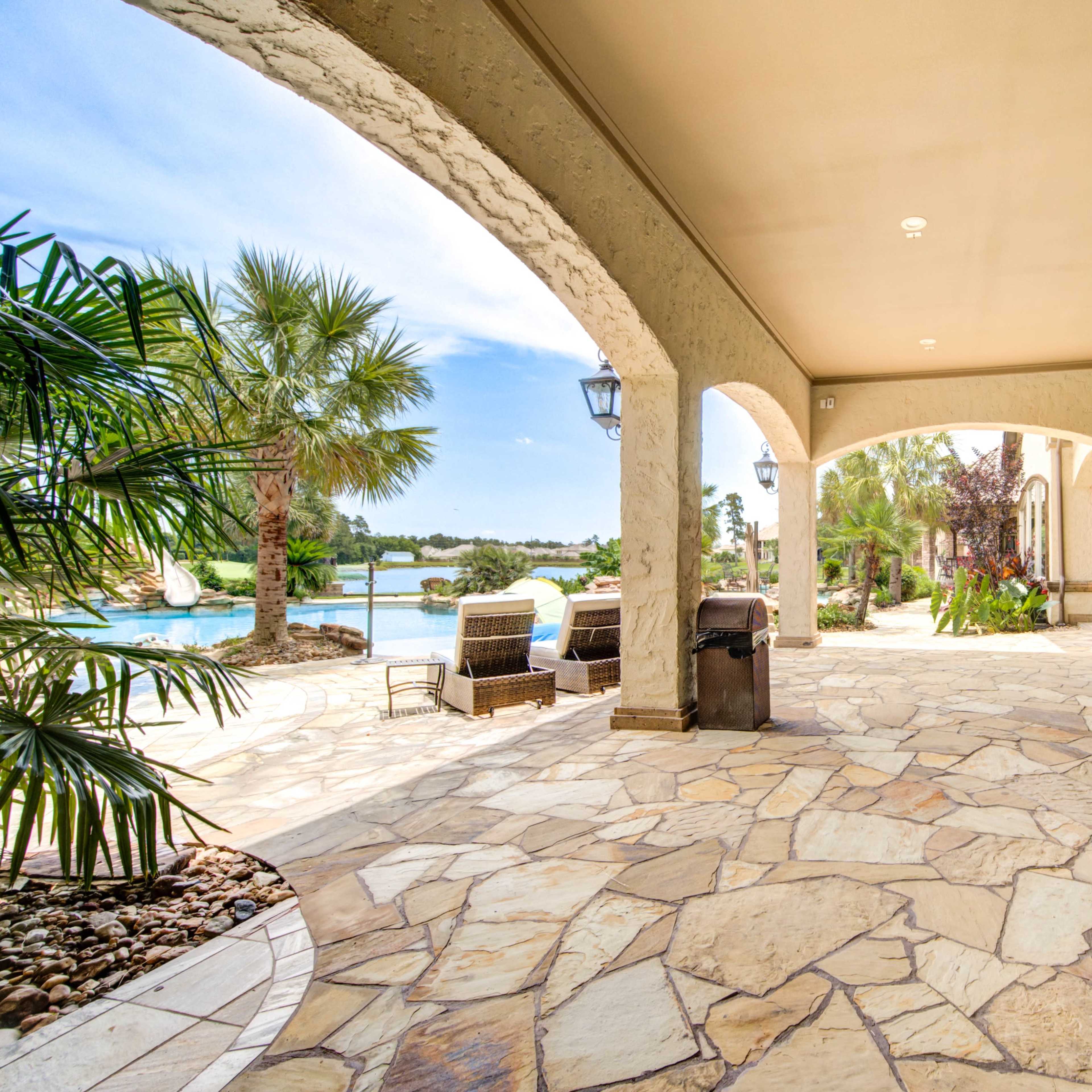 Massive Estate Backyard on a lake in North Houston Image in , Spring, TX