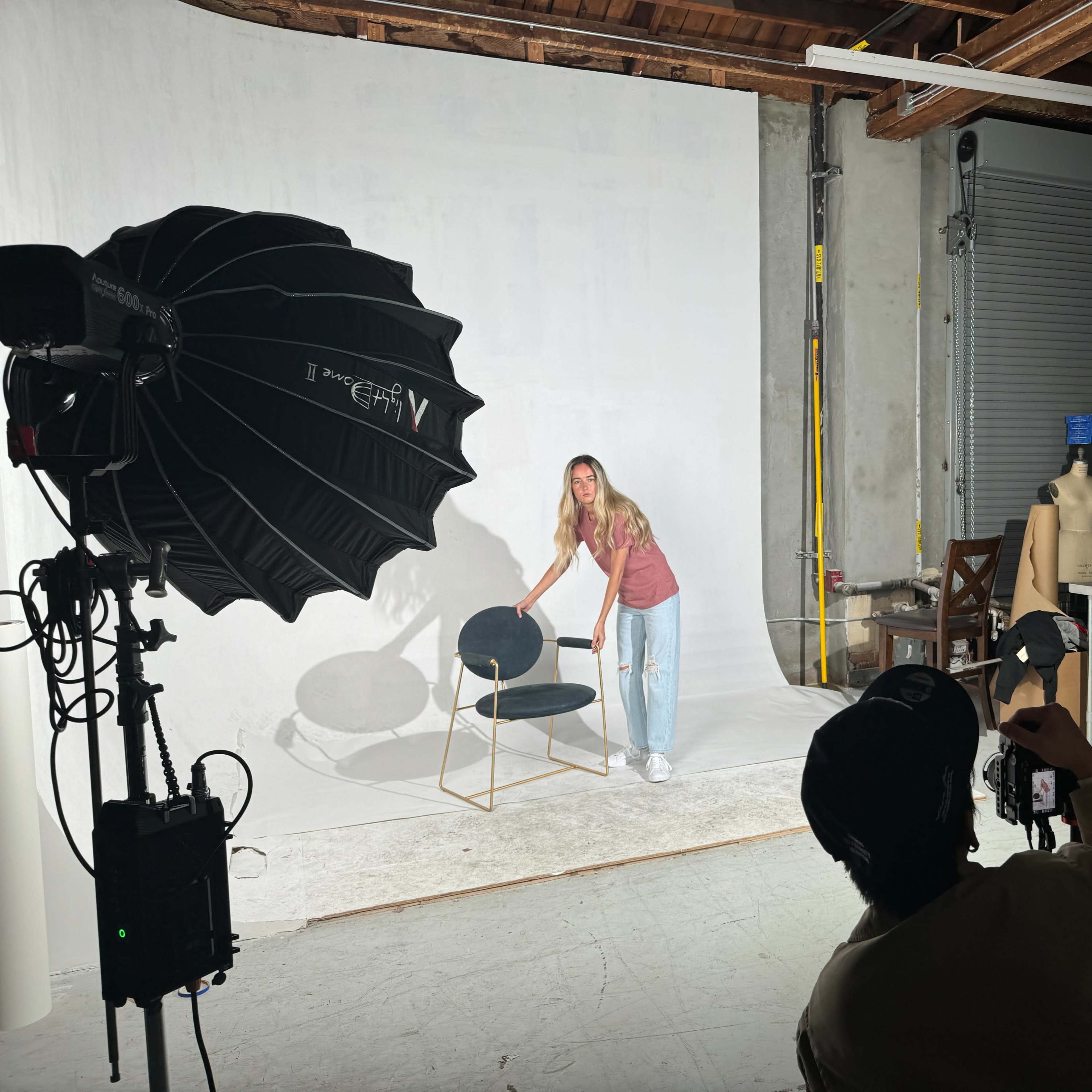 Photo Studio with Cyc Wall on 49th & Santa Fe Image in Vernon, Vernon, CA