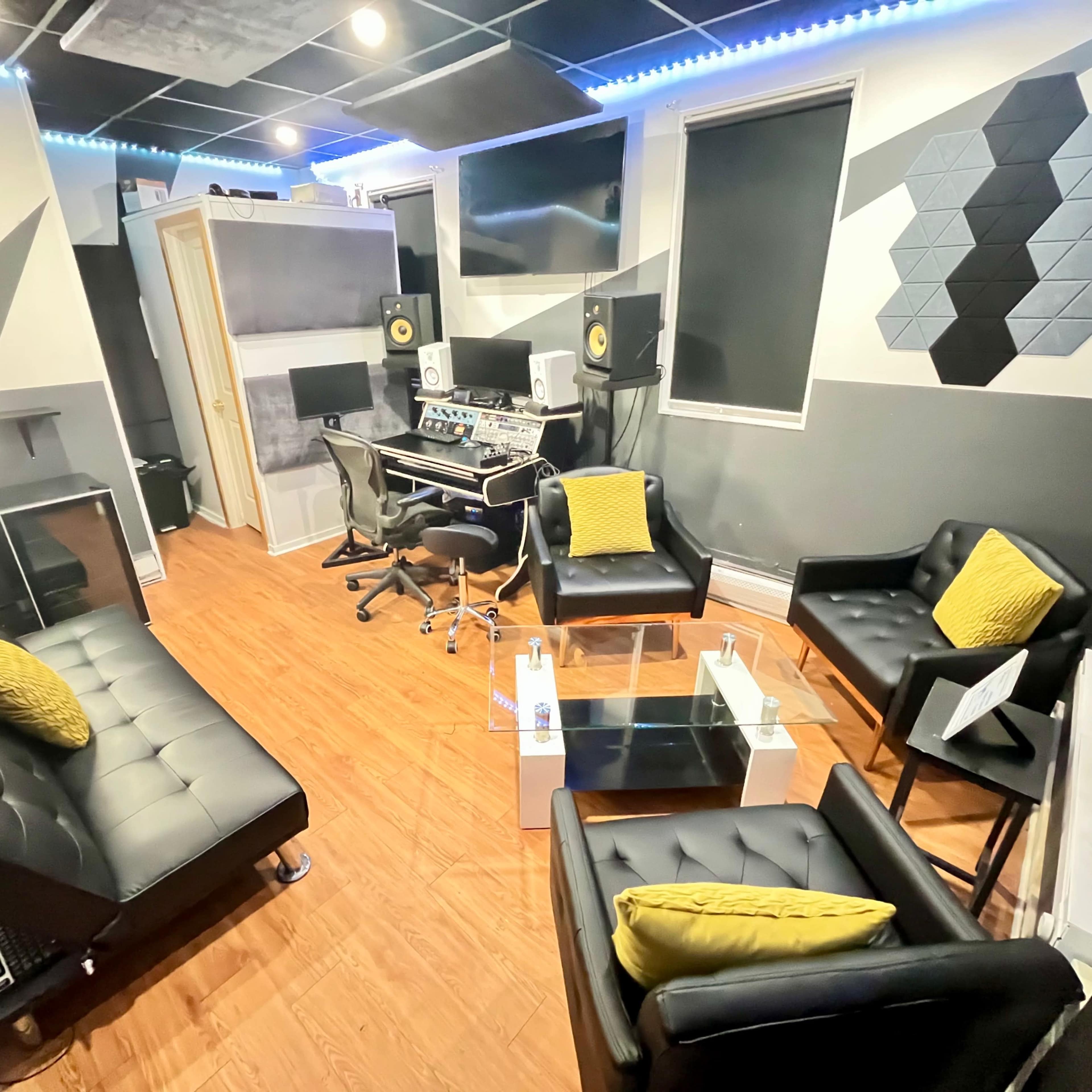 Multi-Use Recording Studio and Event Space In Queens Image in Queens Village, Queens County, NY