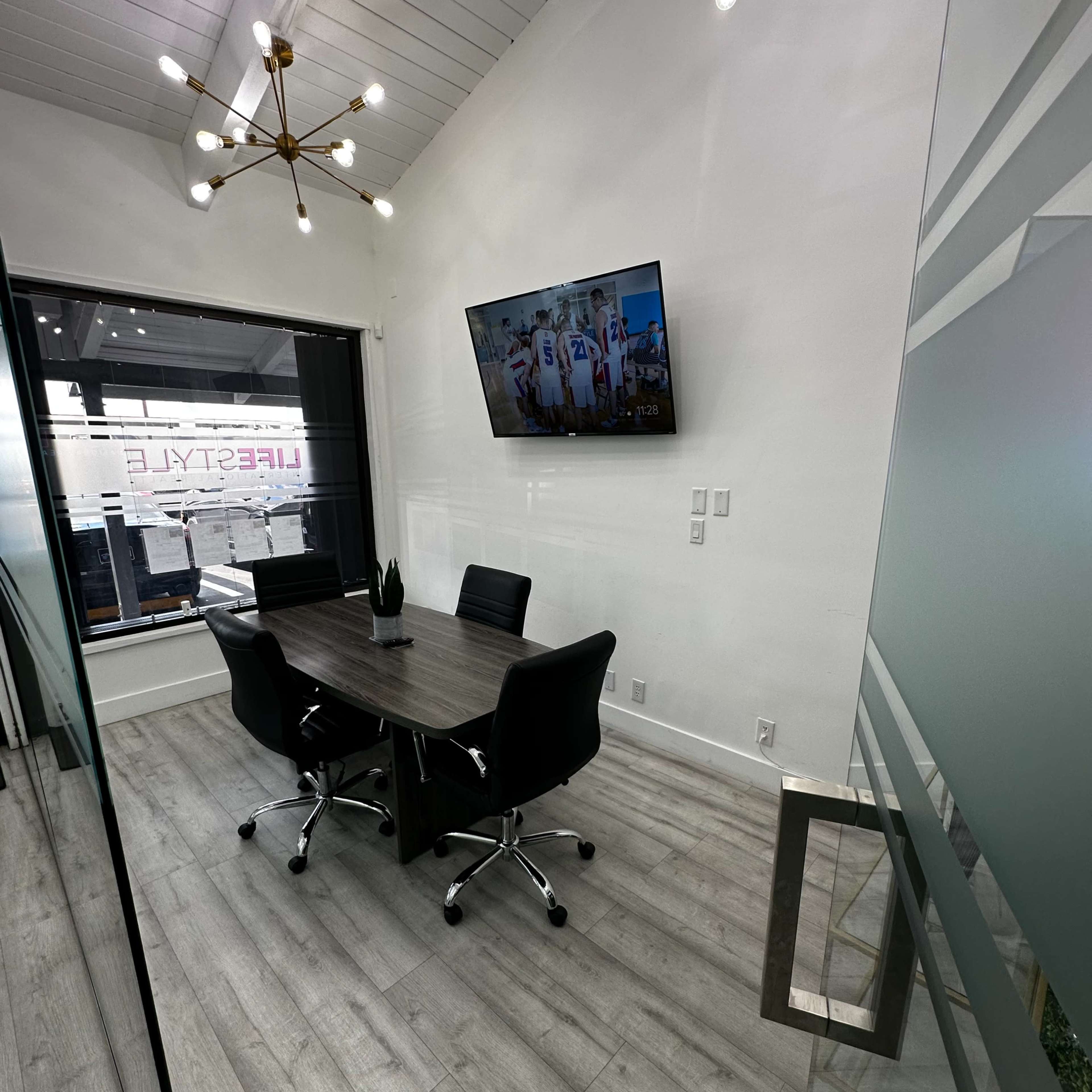 Modern office space in Palmetto Bay Image in Palmetto Bay, Palmetto Bay, FL