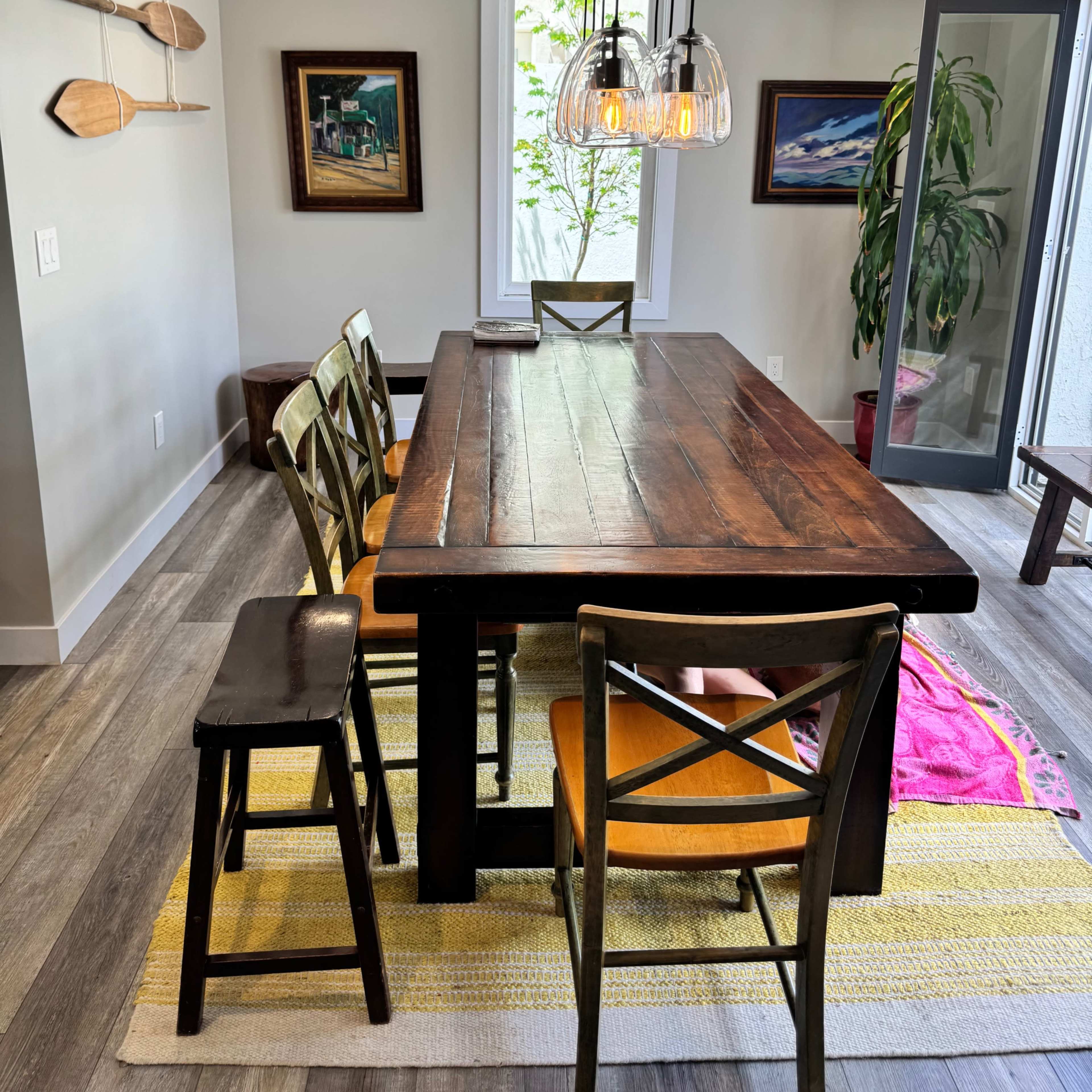 Beautiful Kitchen and dinning area Image in Mesa Verde, Costa Mesa, CA