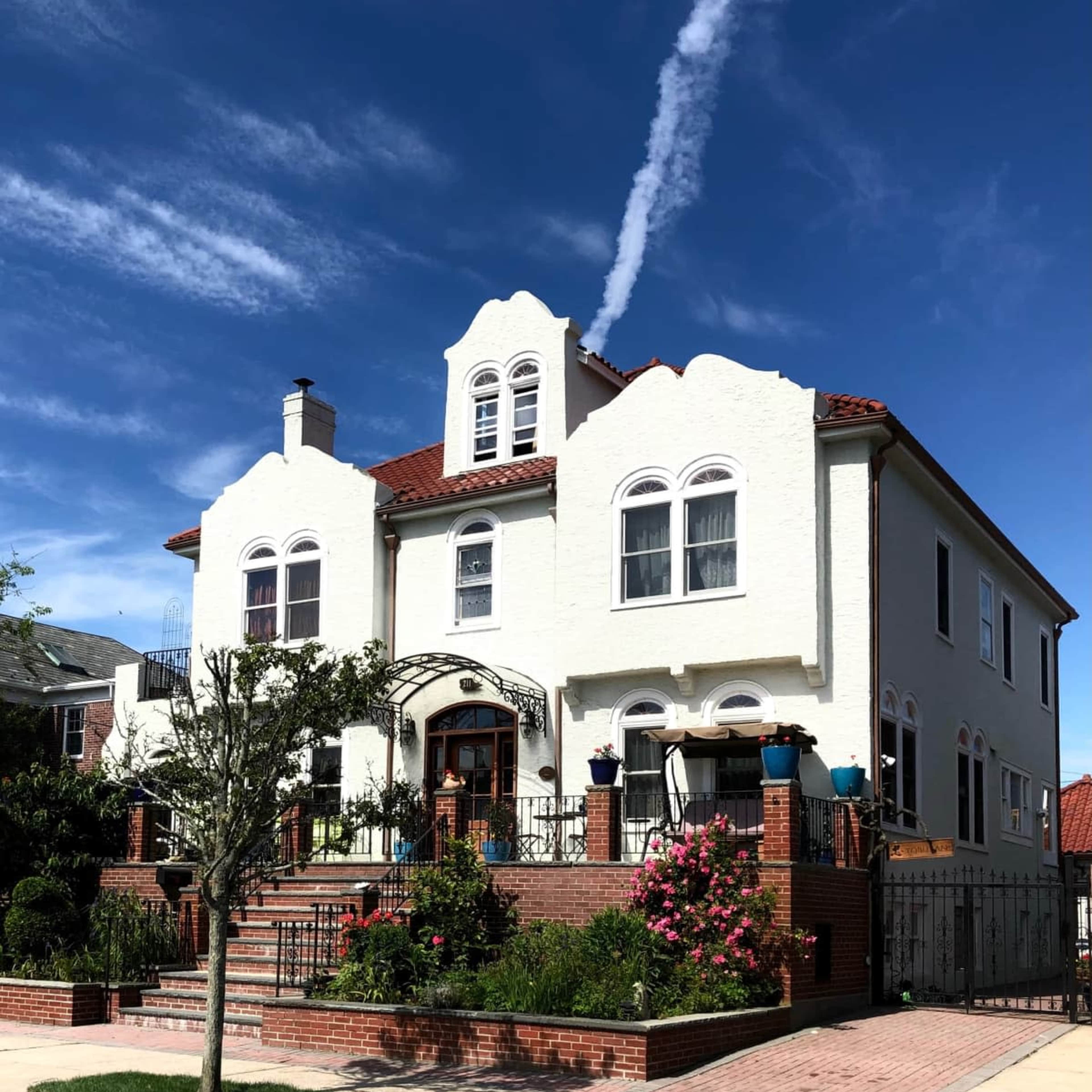 Historic 1924 Gem of a Nine-Bedroom Spanish Colonial House & Garden by the Ocean, Boardwalk & Downtown Image in Long Beach, Long Beach, NY