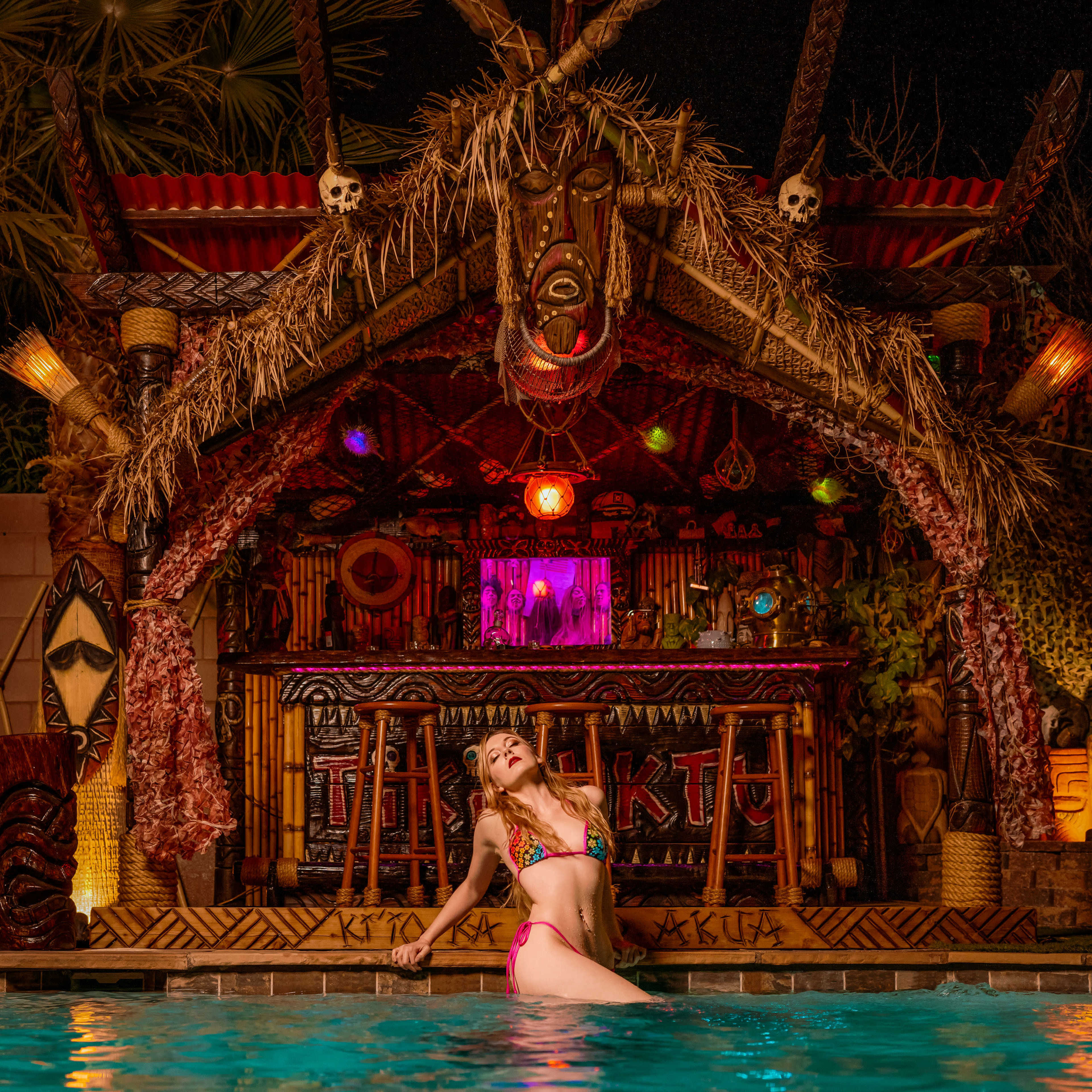 Unique Jungle-Adventure Tiki bar and pool. Image in North Las Vegas, North Las Vegas, NV