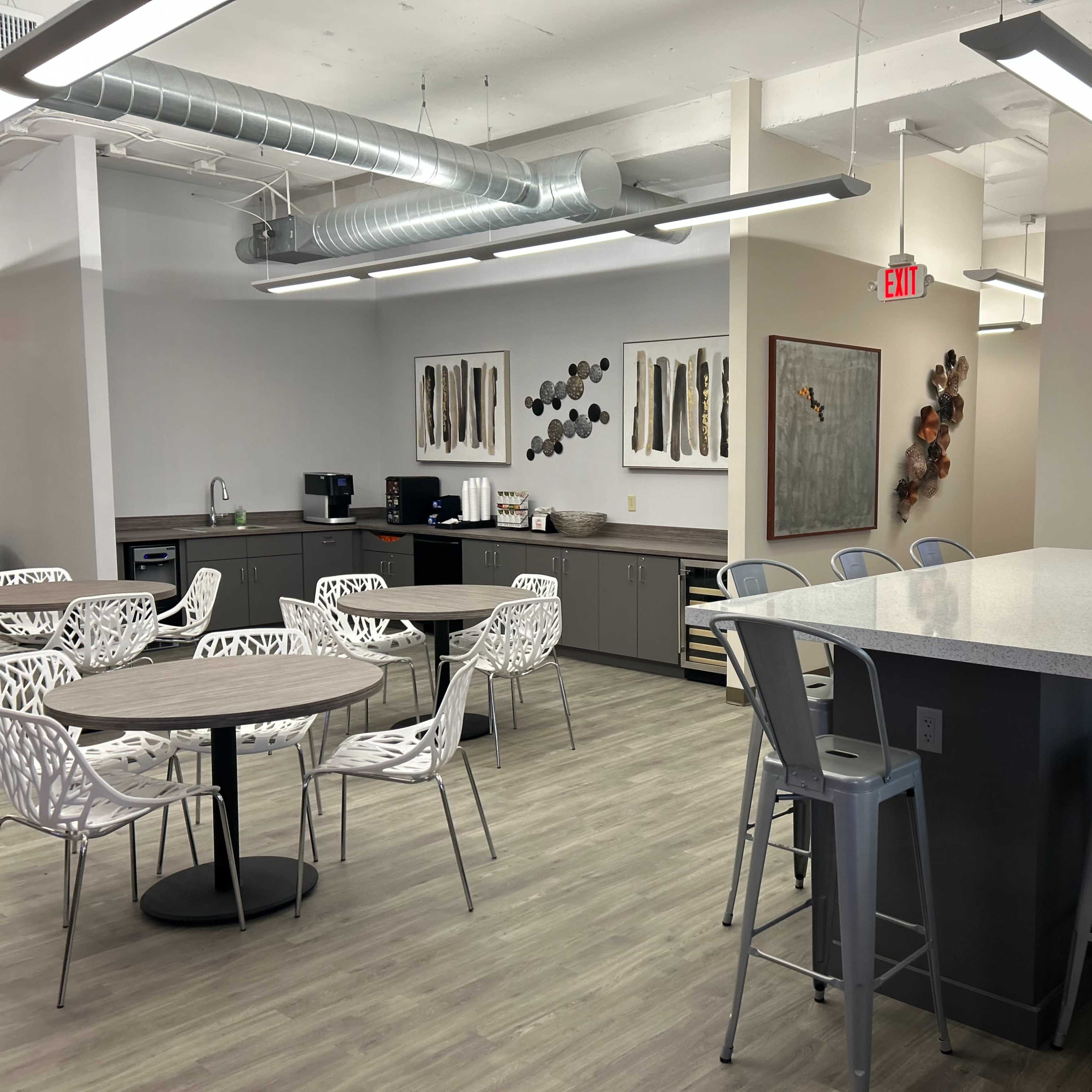 CoWorking in the heart of Edina! Image in Golf Terrace Heights, Minneapolis, MN