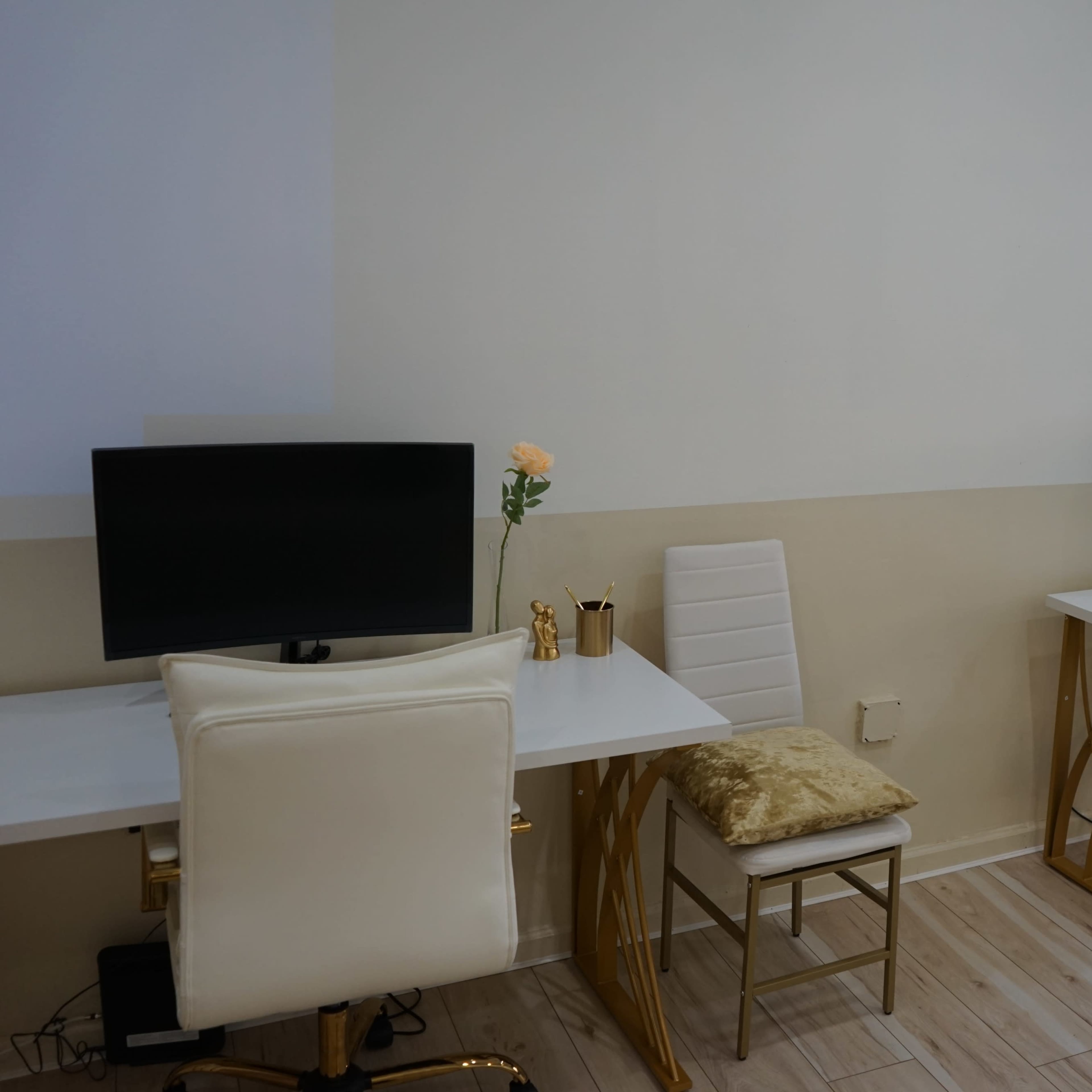 Modern Multi Functional Space | Co Working Space | Production Studio | Podcasting | Meetings Image in Flatlands, Brooklyn, NY
