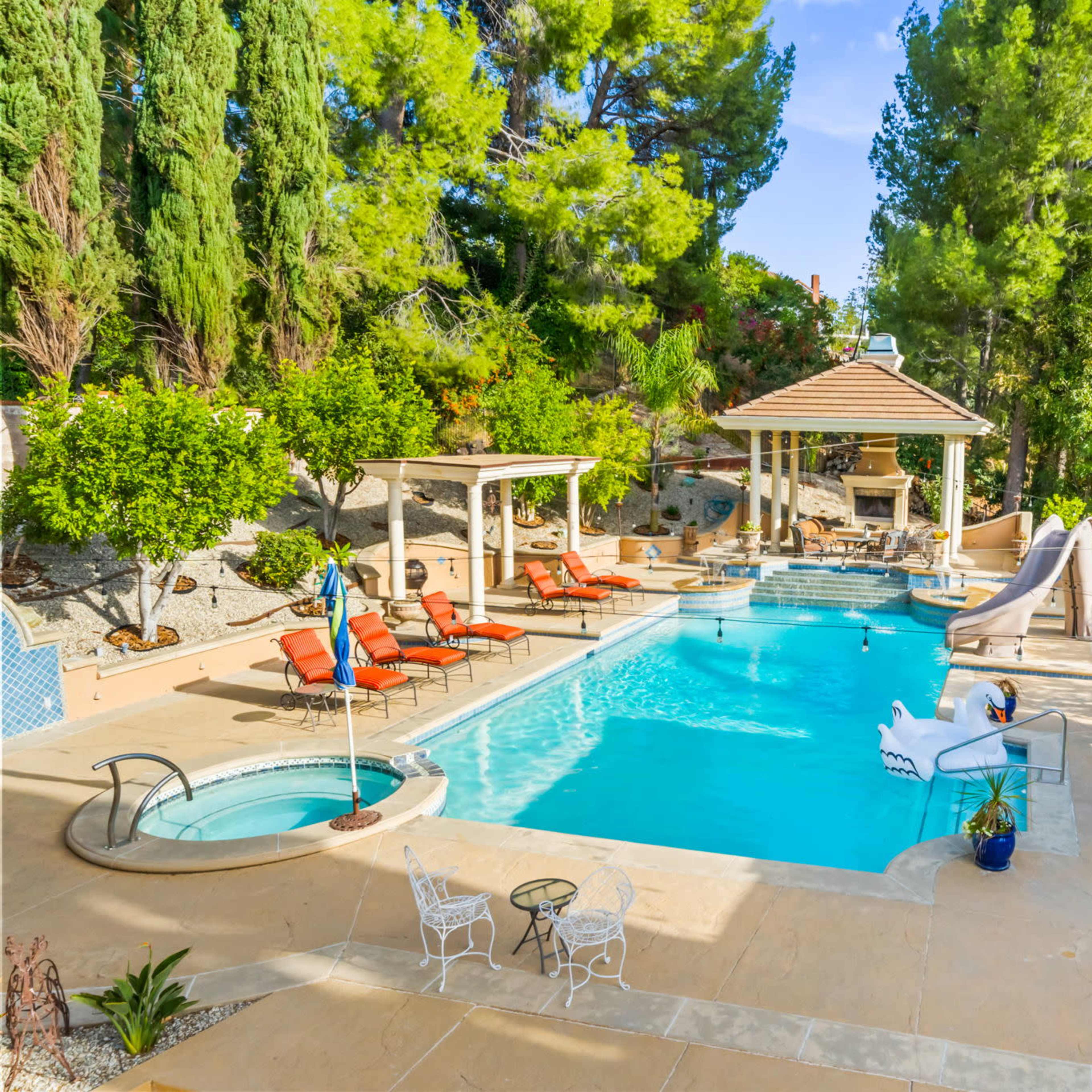 Resort House w/huge backyard and pool Image in Porter Ranch, Los Angeles, CA