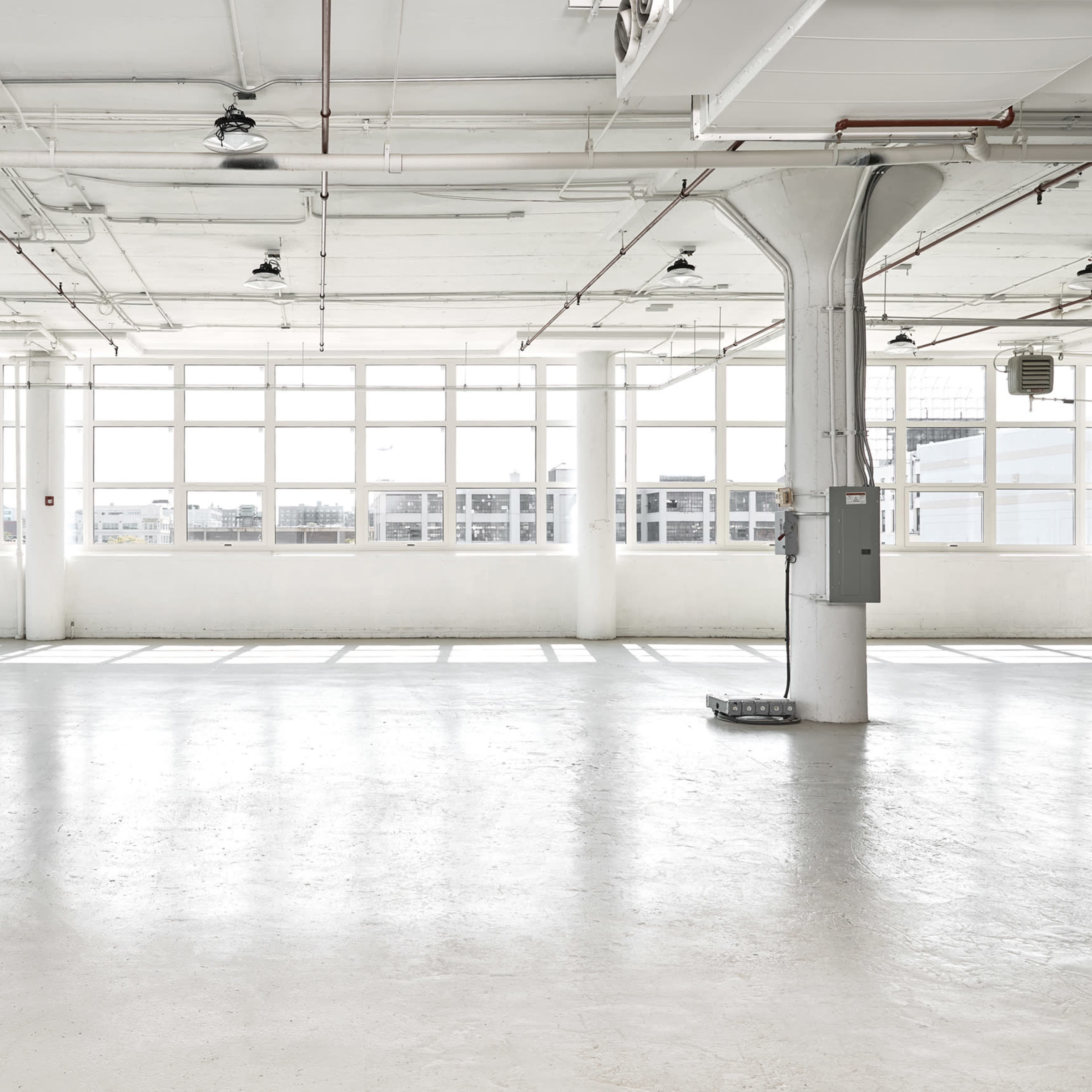 Bright Industrial Photo/Video Studio with In-House Set Build Image in Long Island City, Queens County, NY