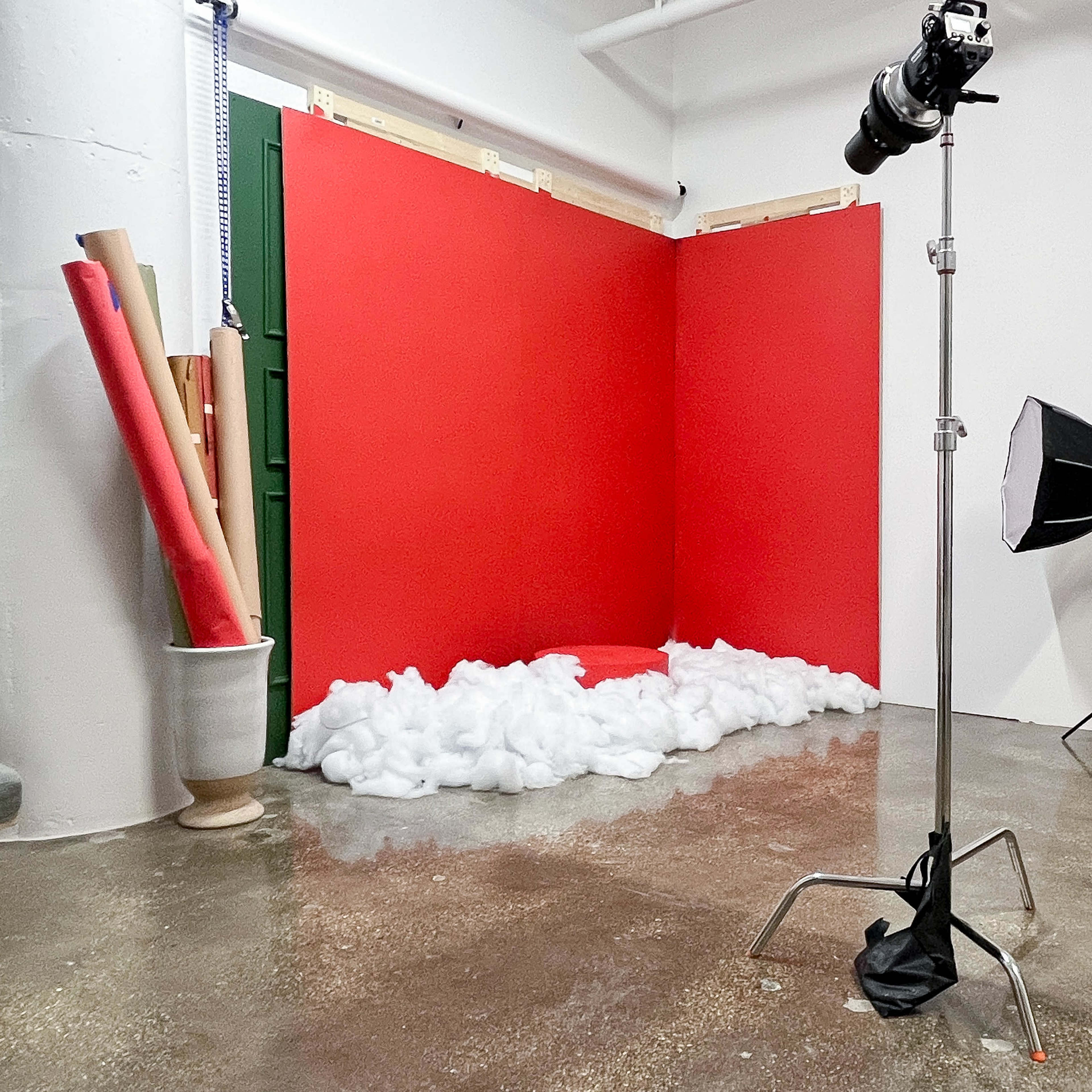 Custom-Built Photography Sets in Pilsen w/TETHER STATION Image in Lower West Side, Chicago, IL