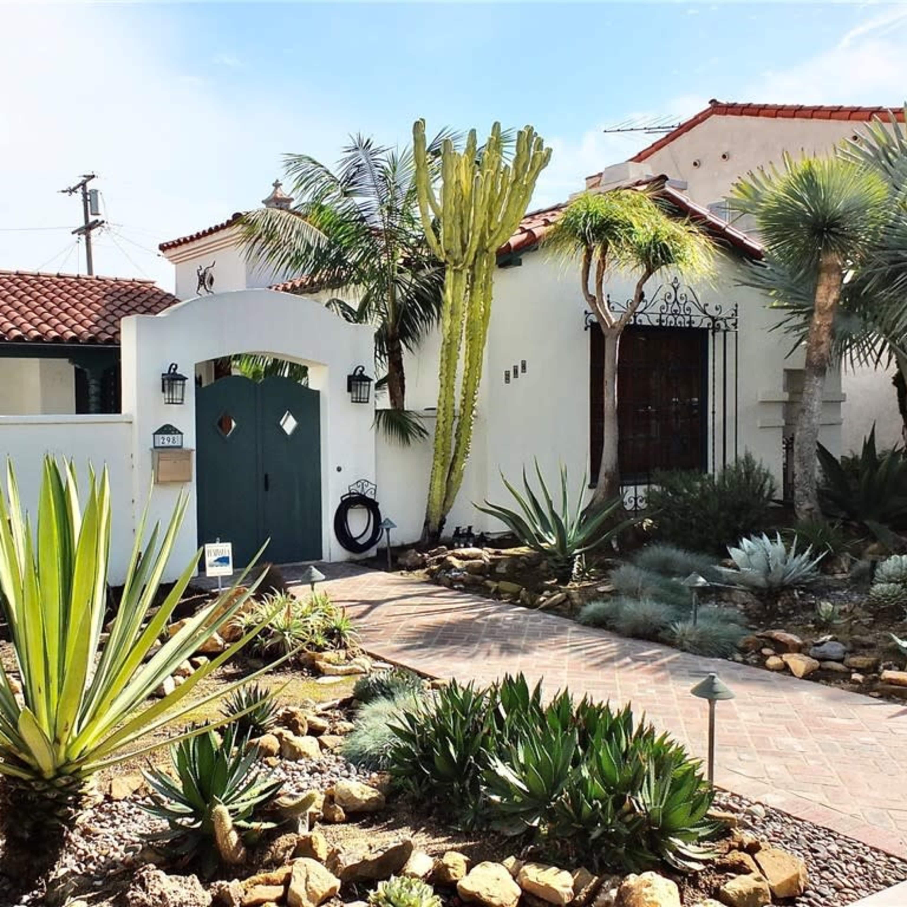 Enchanting Spanish-style Residence Image in Belmont Heights, Long Beach, CA