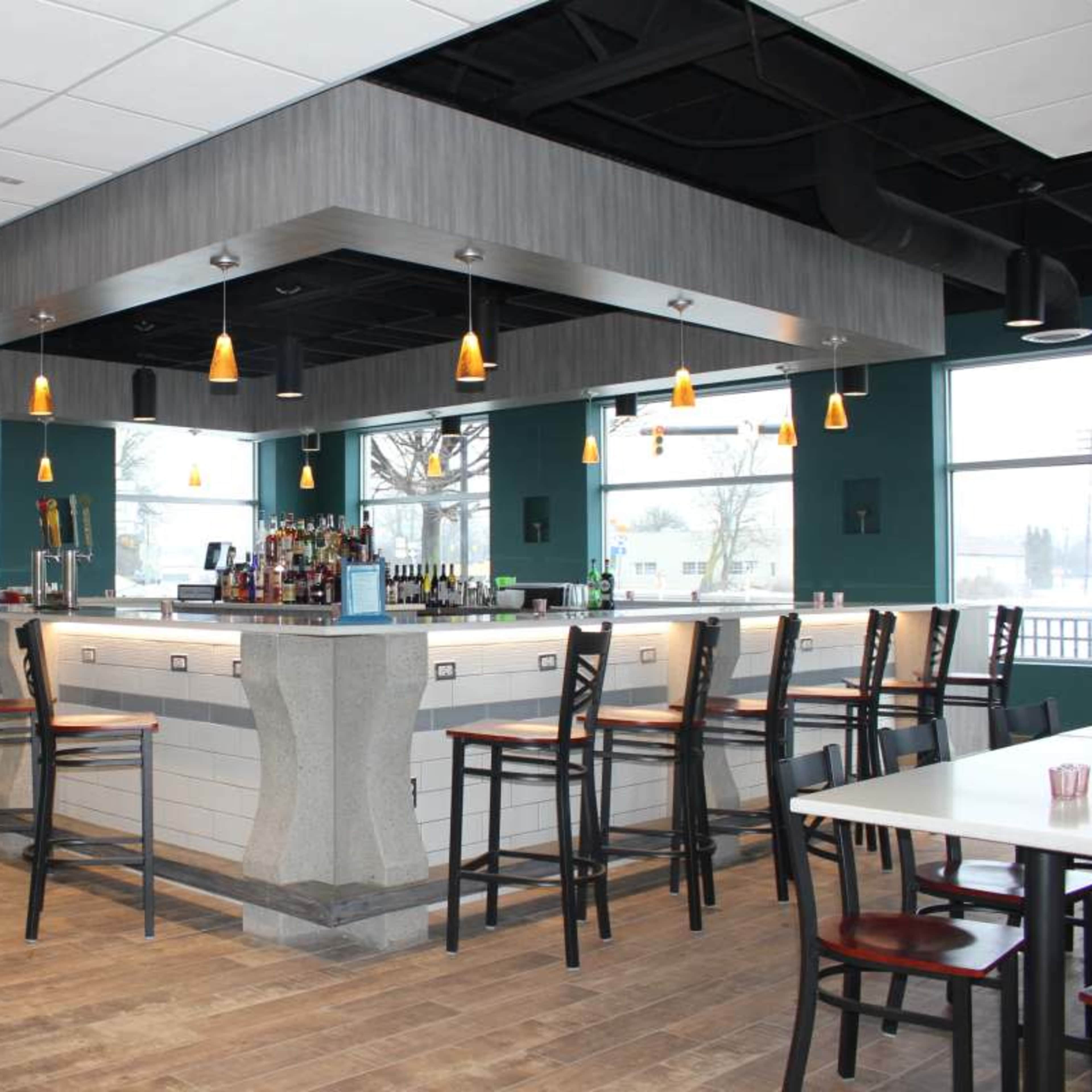 Modern Cocktail Bar with Spa Image in , Jackson, MI