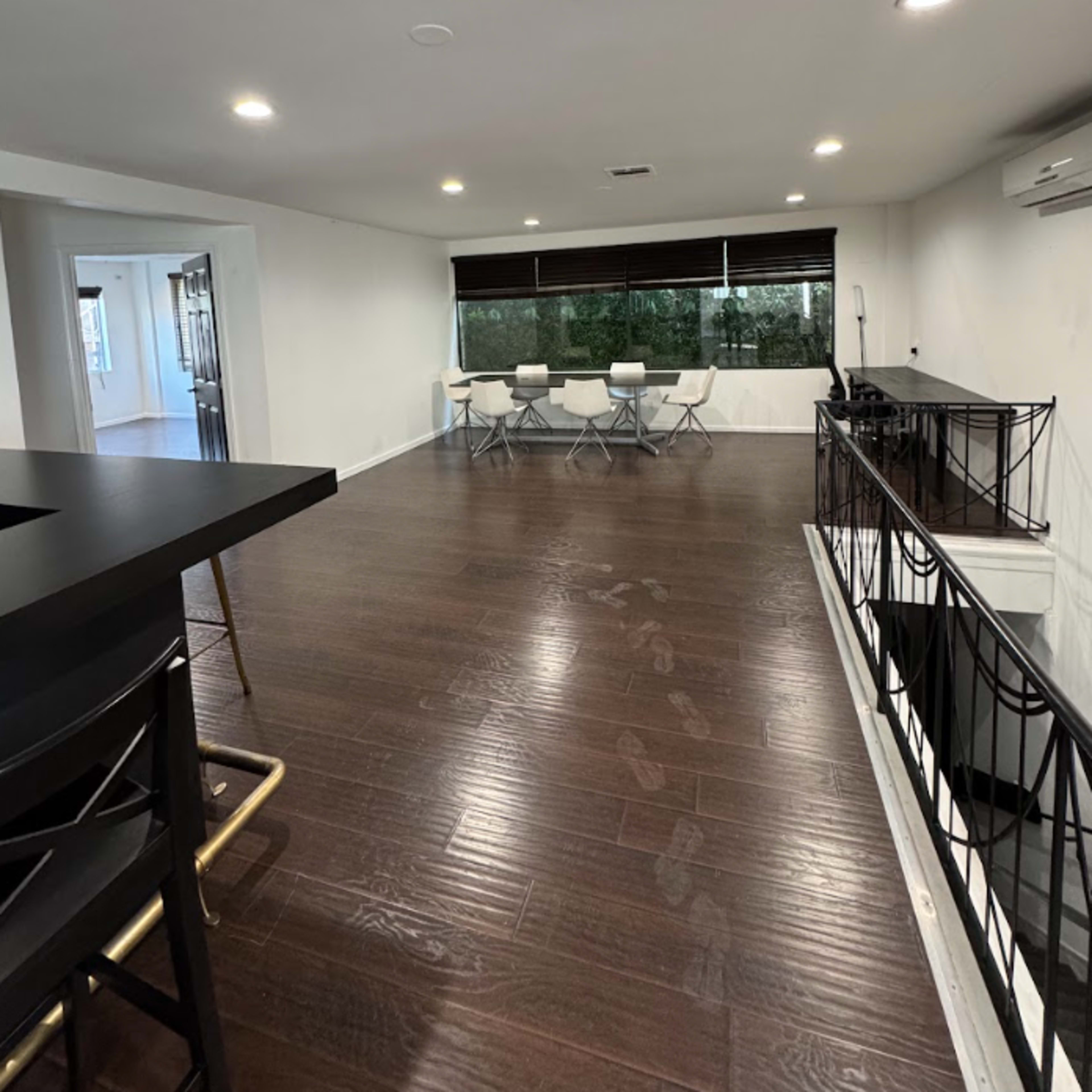 Private Work Space // Private Parking Image in Hollywood, Los Angeles, CA