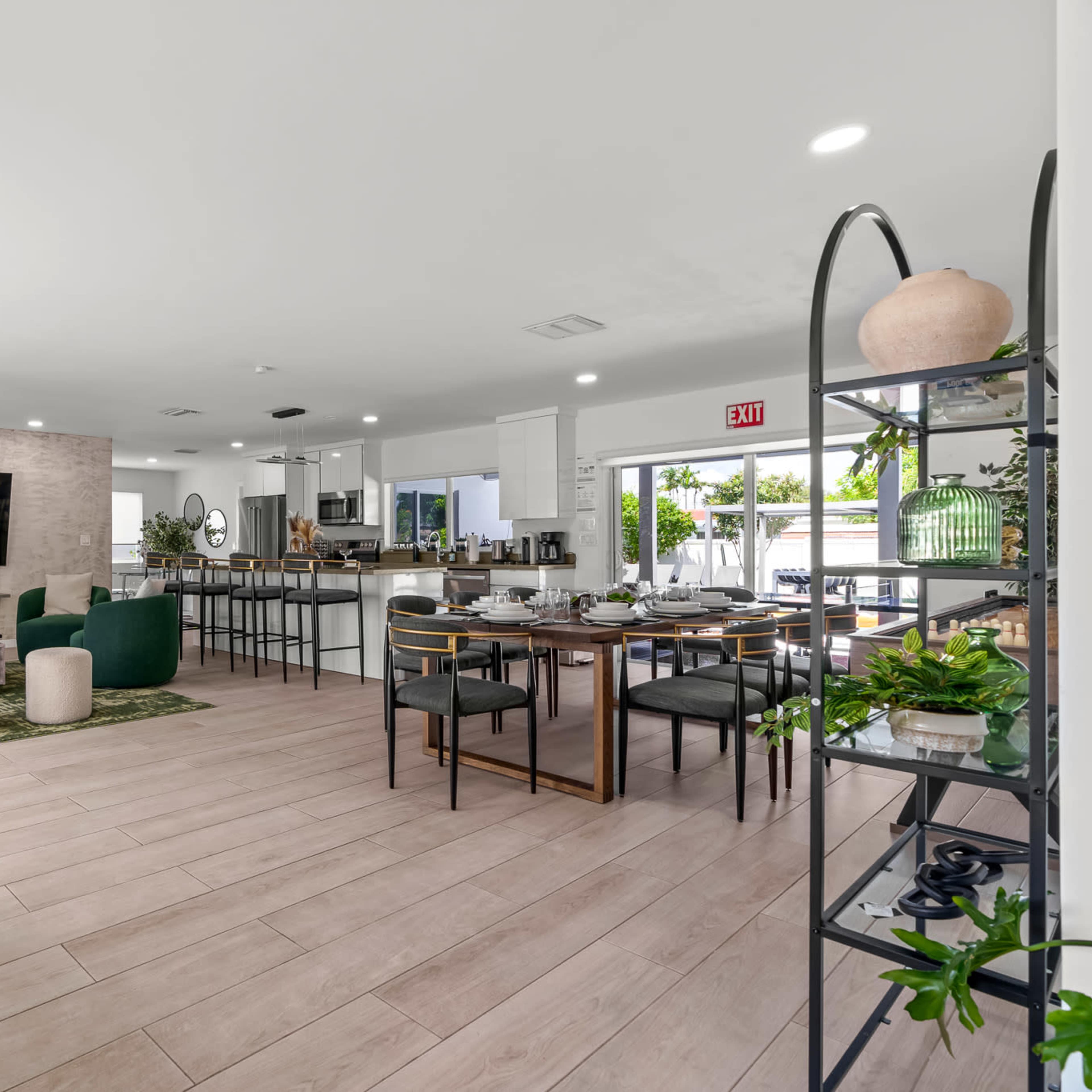 Open Floor Oasis / Huge Backyard - Different photo spaces Image in Hollywood Hills, Hollywood, FL