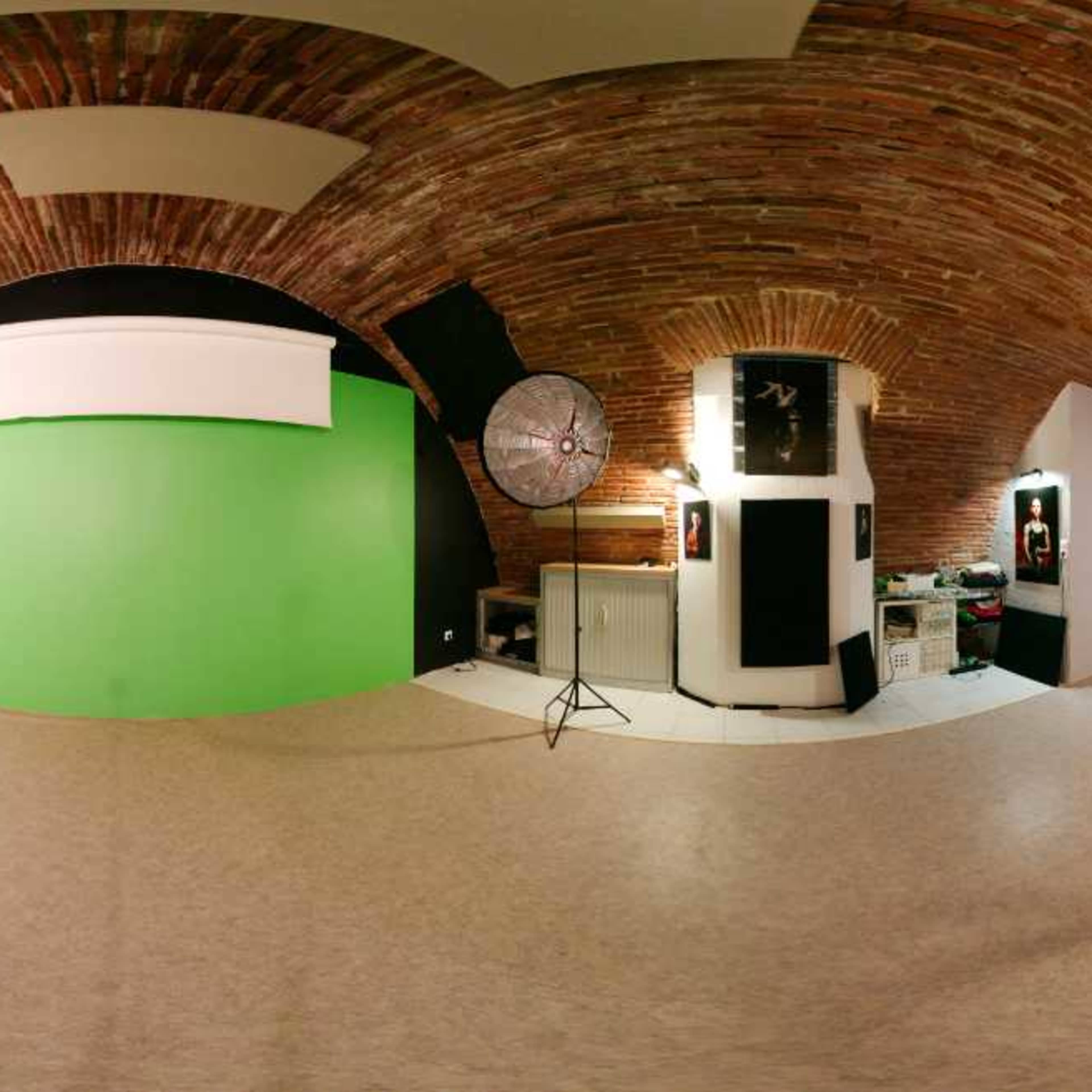 16th century renaissance studio (urban surroundings, 200m2, 60ft2) Image dans Capitole de Toulouse, Toulouse, Occitanie