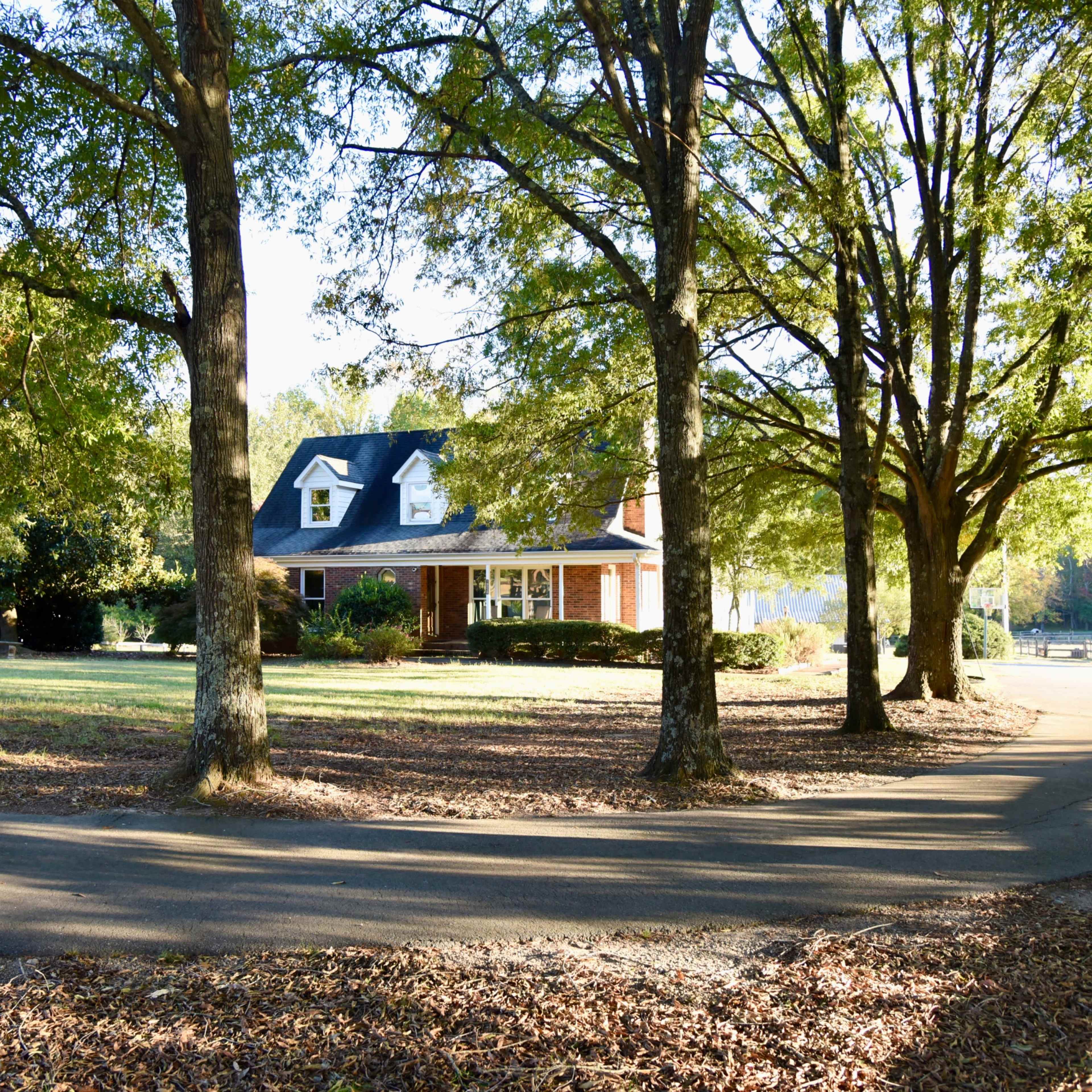 Cozy Farmhouse with Expansive Views Image in , Davidson, NC