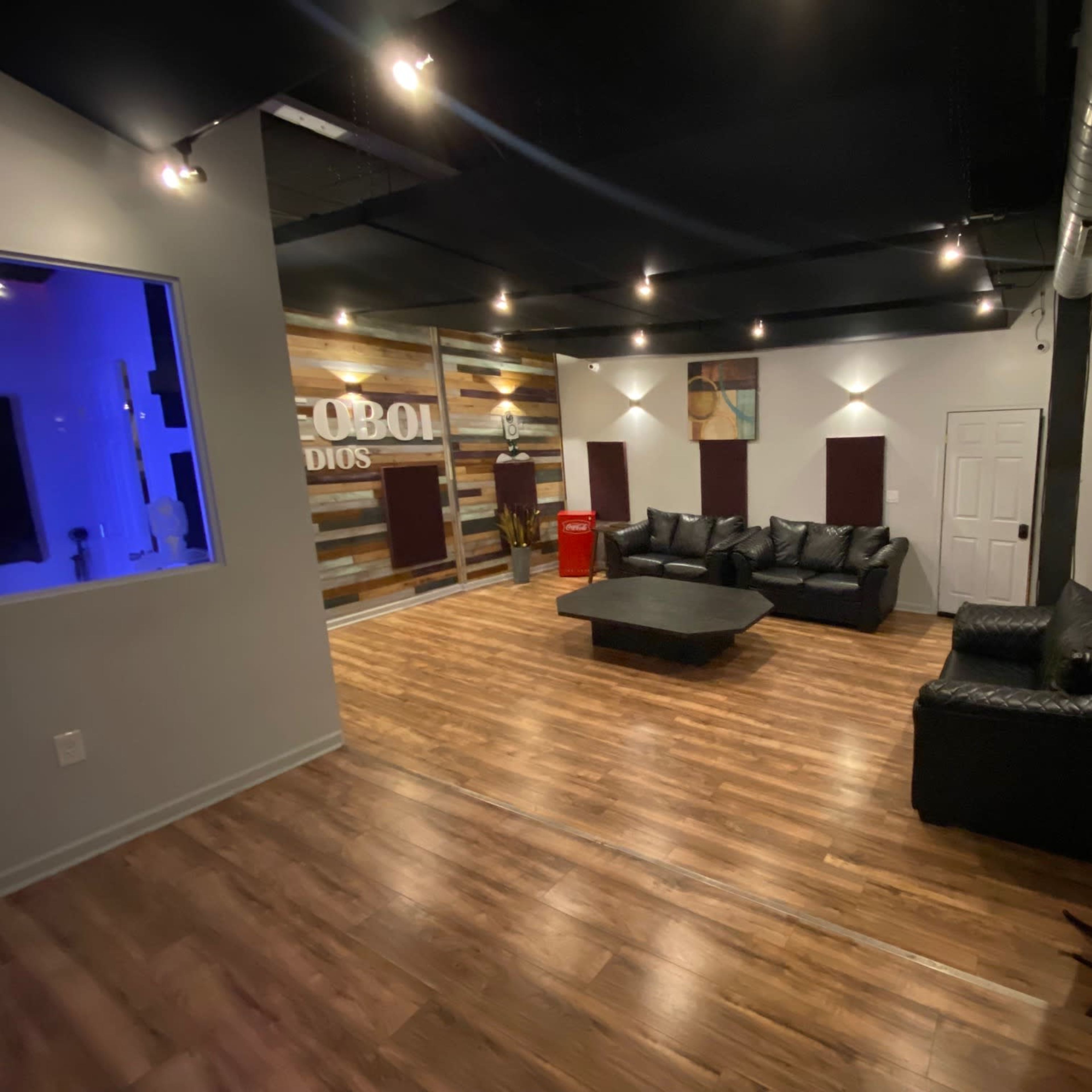 Private Urban Event Space and Soundstage Image in South Philadelphia, Philadelphia, PA