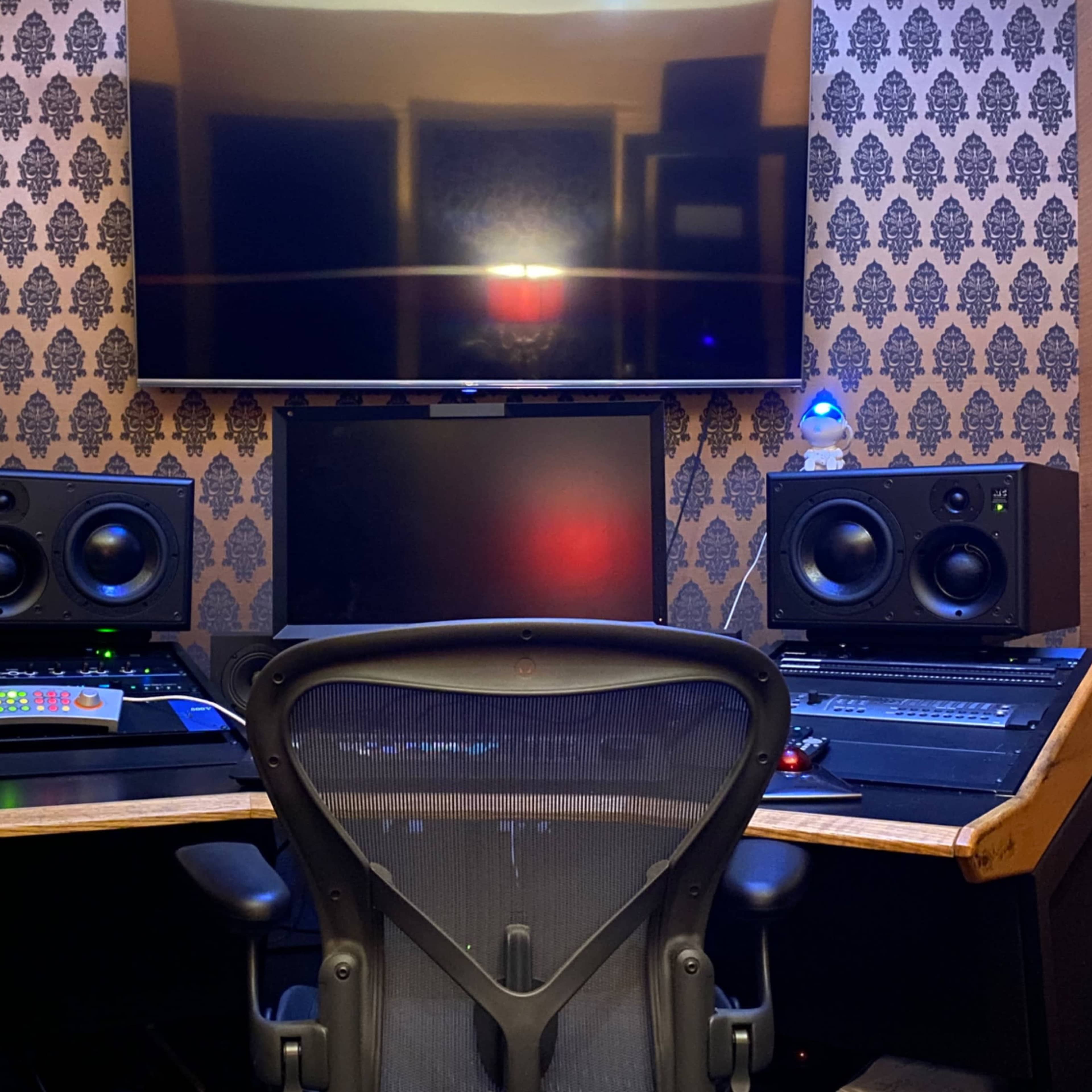 Studio Room for Music Production & Post-production Image in North Hollywood, Los Angeles, CA