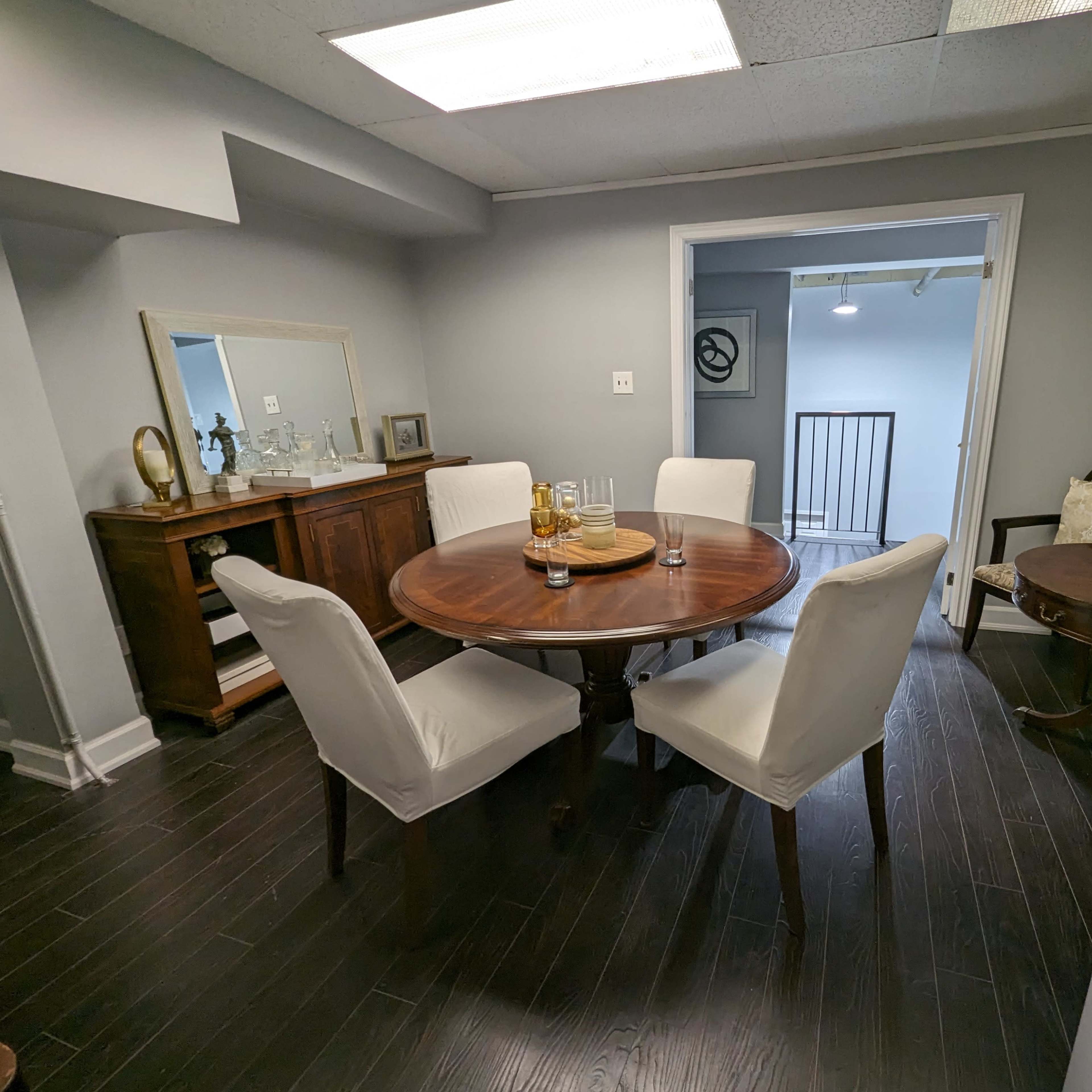 Elegant Meeting Room in Urban Area Image in Concord, Vaughan, ON