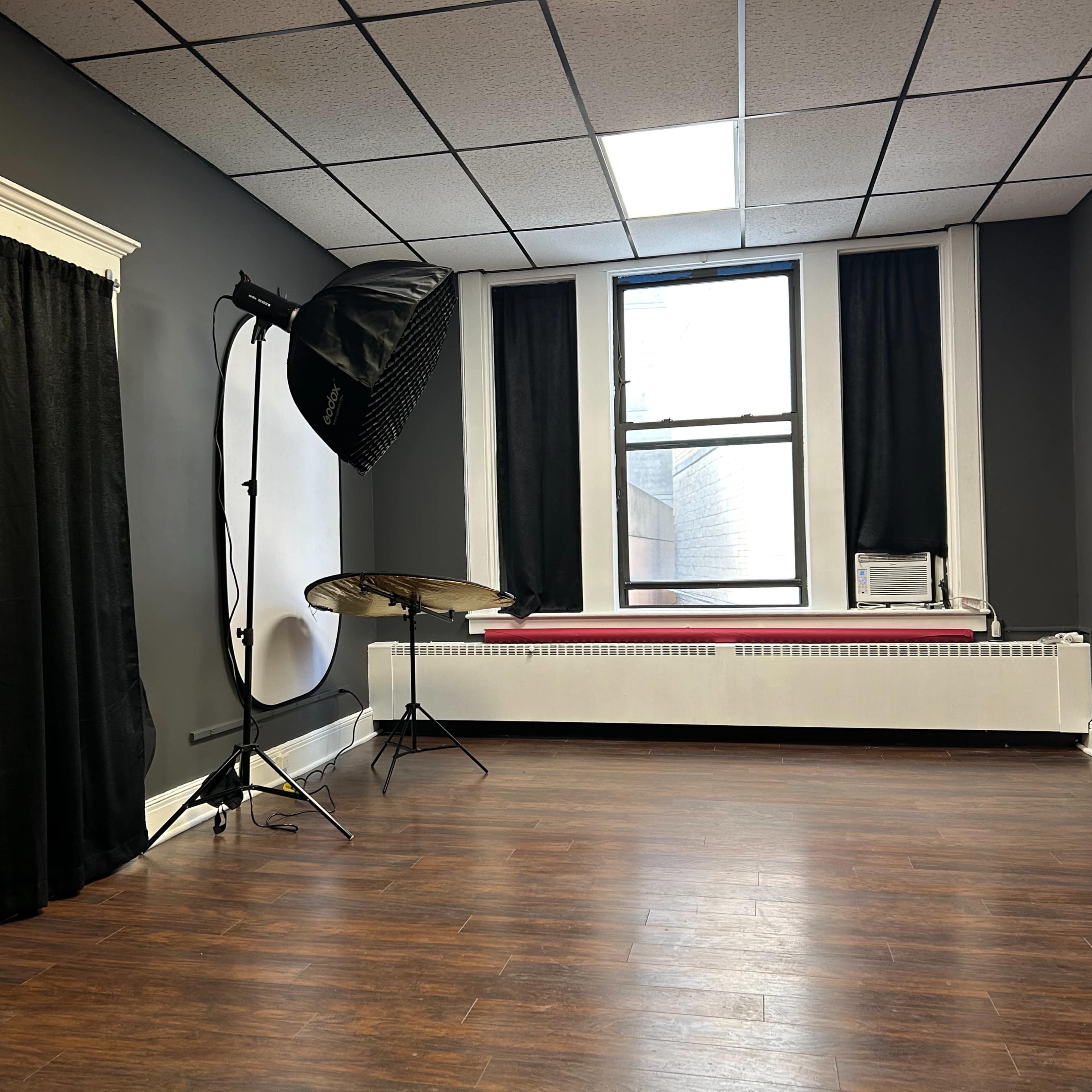 B52 STUDIO Image in Rahway, Rahway, NJ