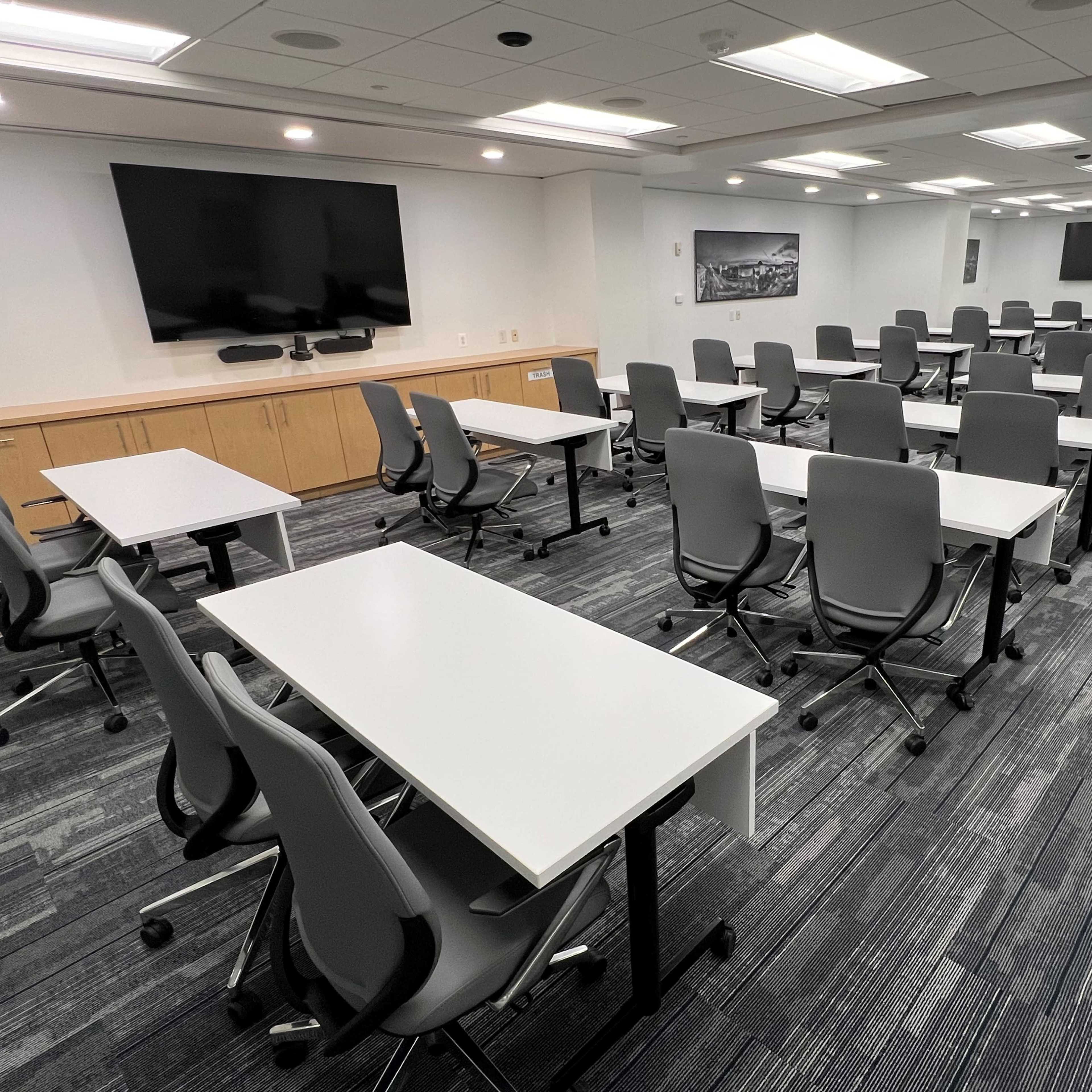 The Premier Meeting Room – Flexible Event & Meeting Space Image in Northwest Washington, Washington, DC