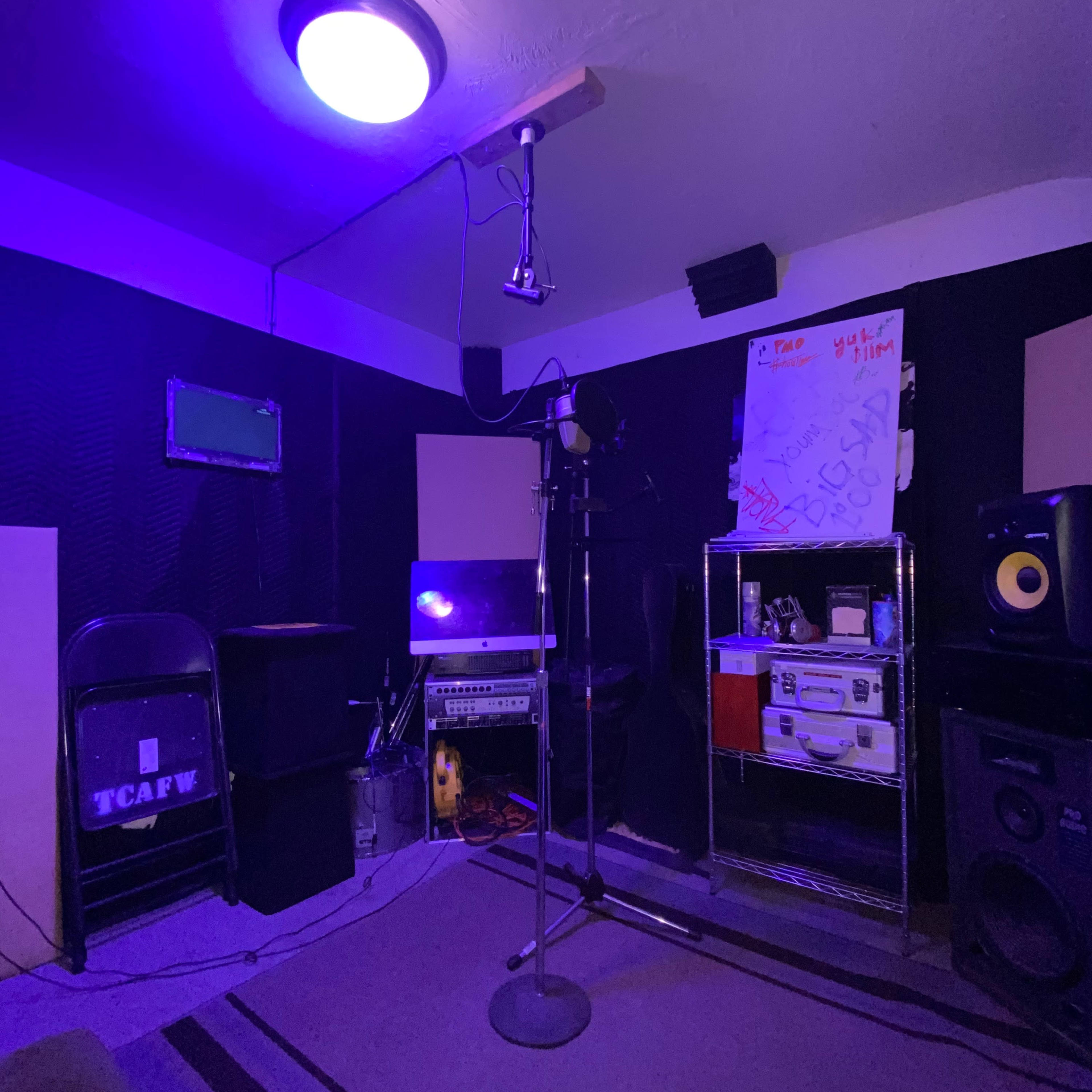 Private Home Recording Studio Image in Highline, Seattle, WA