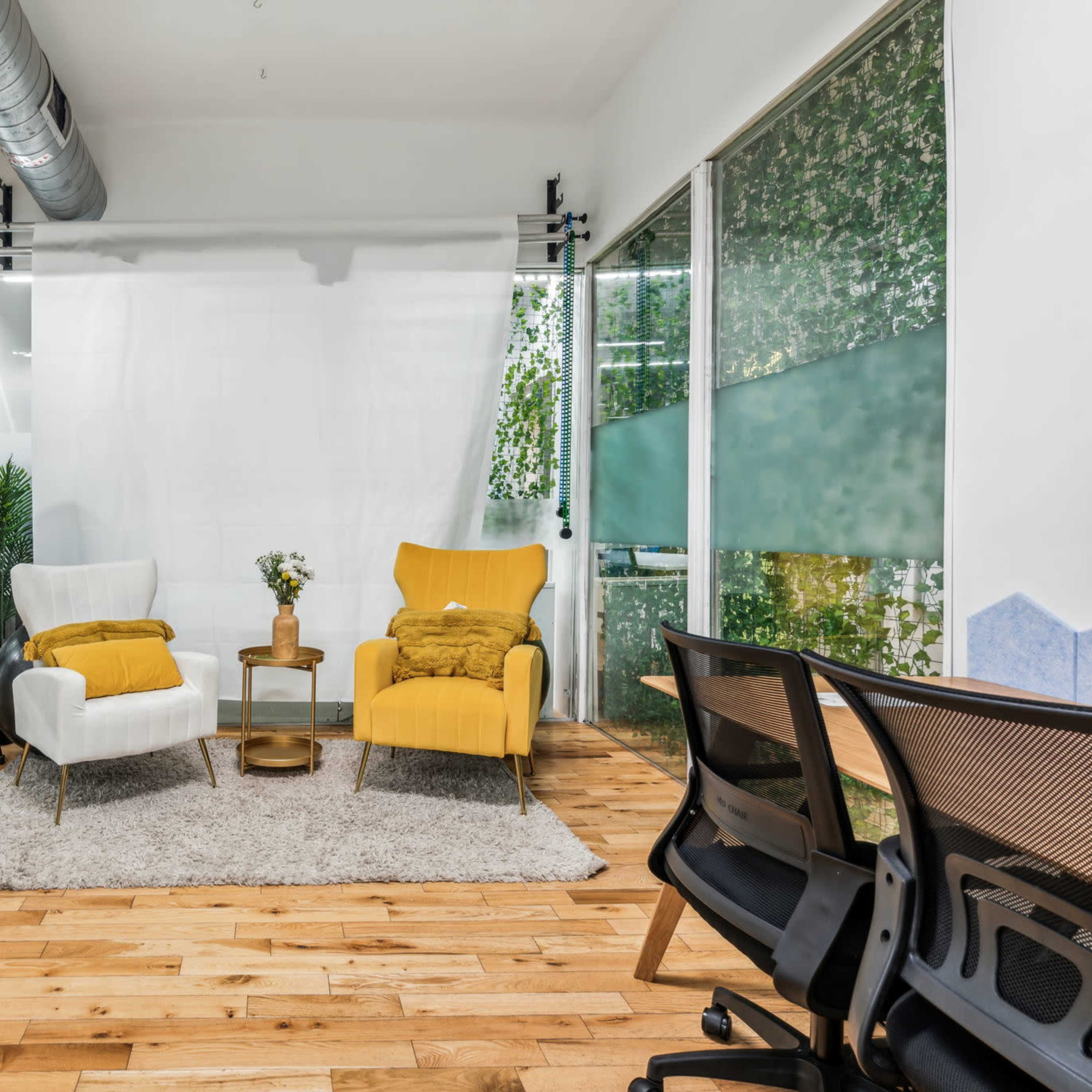 Private Interview Room / 4-6 Person Office Image in Center City, Philadelphia, PA