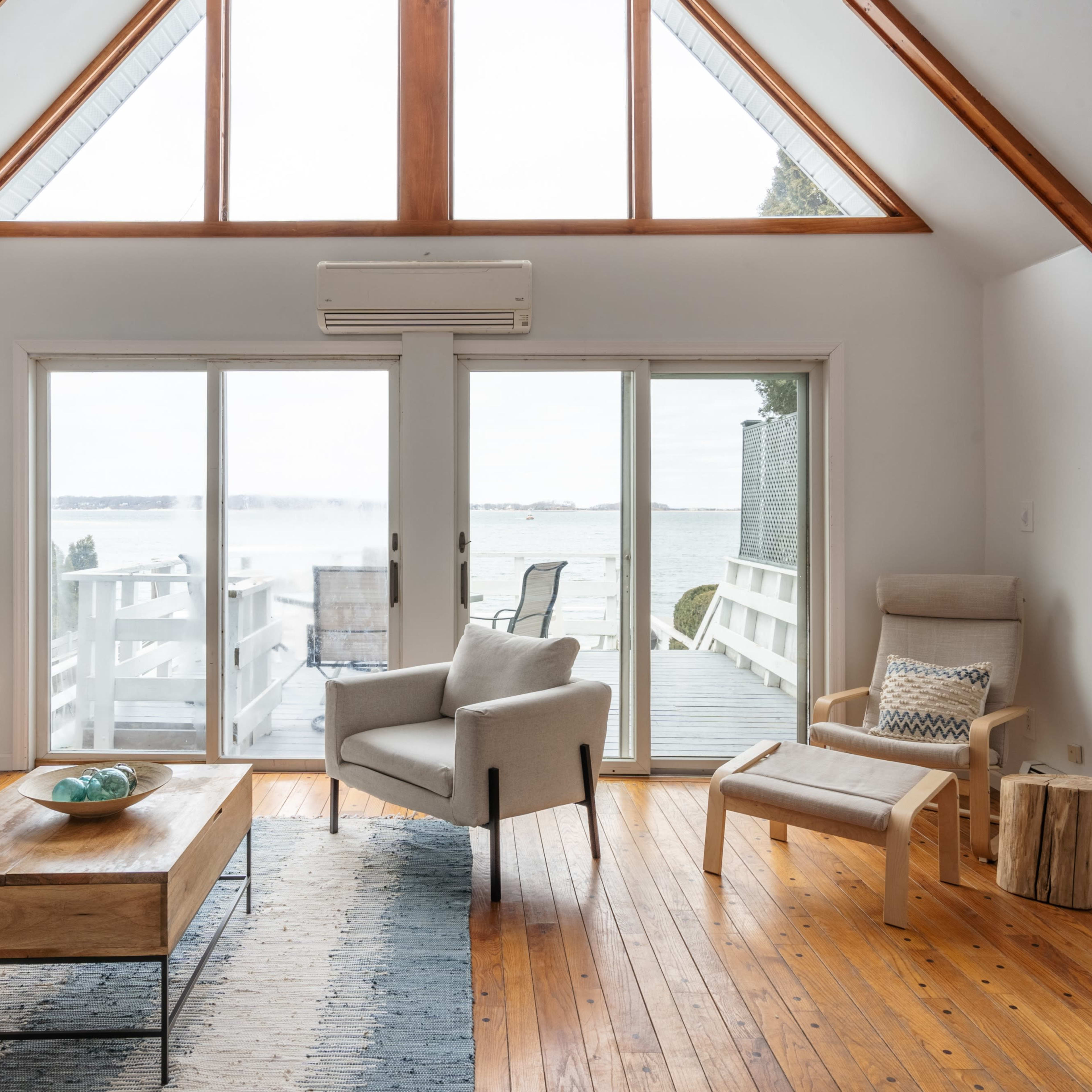 10 Best House Shoot Locations for Rent in Centerport, NY Peerspace