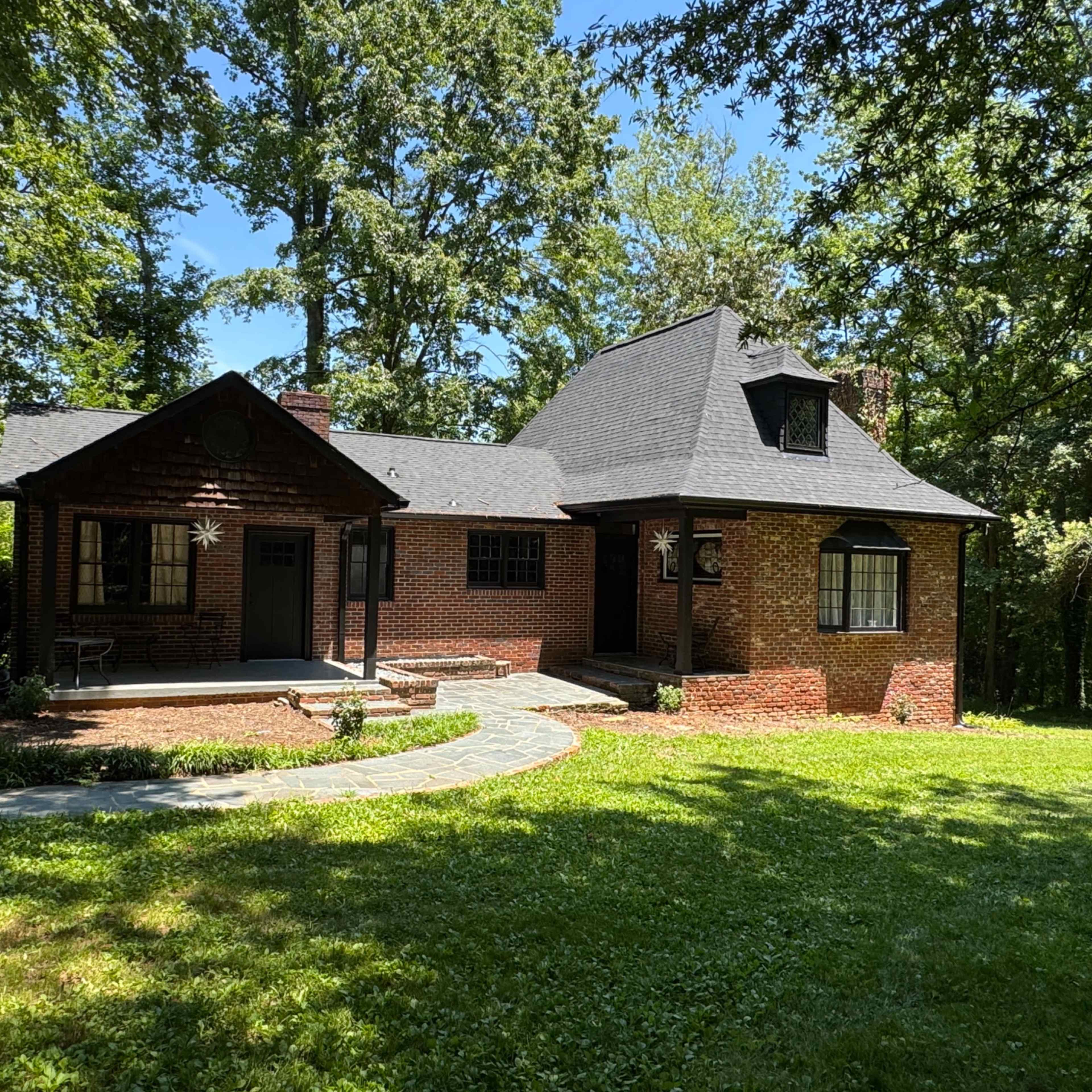 "Black Rose" - A uniquely vintage home with private yard Image in Winston-Salem, Winston-Salem, NC