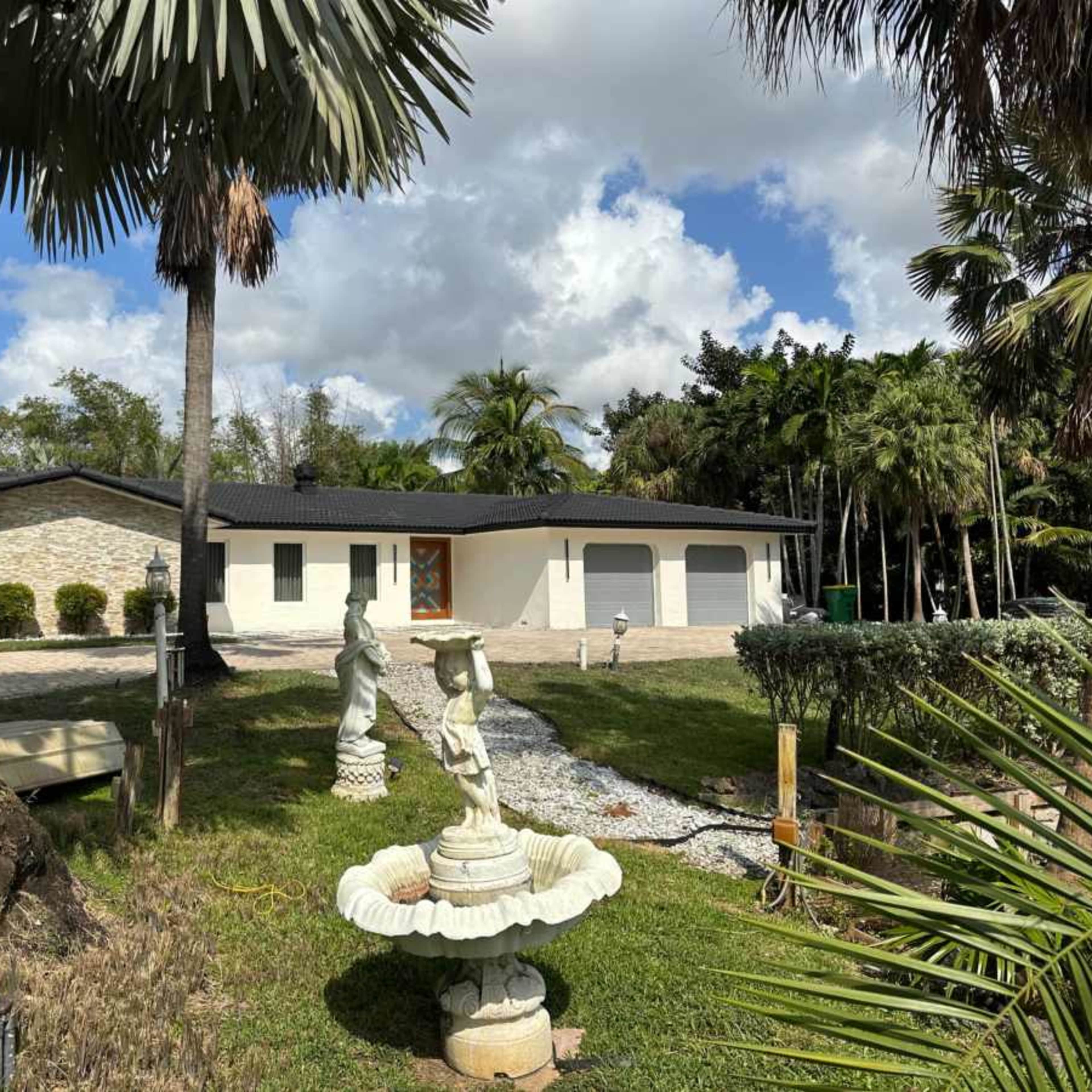 Tropical Villa Image in Plantation, Plantation, FL