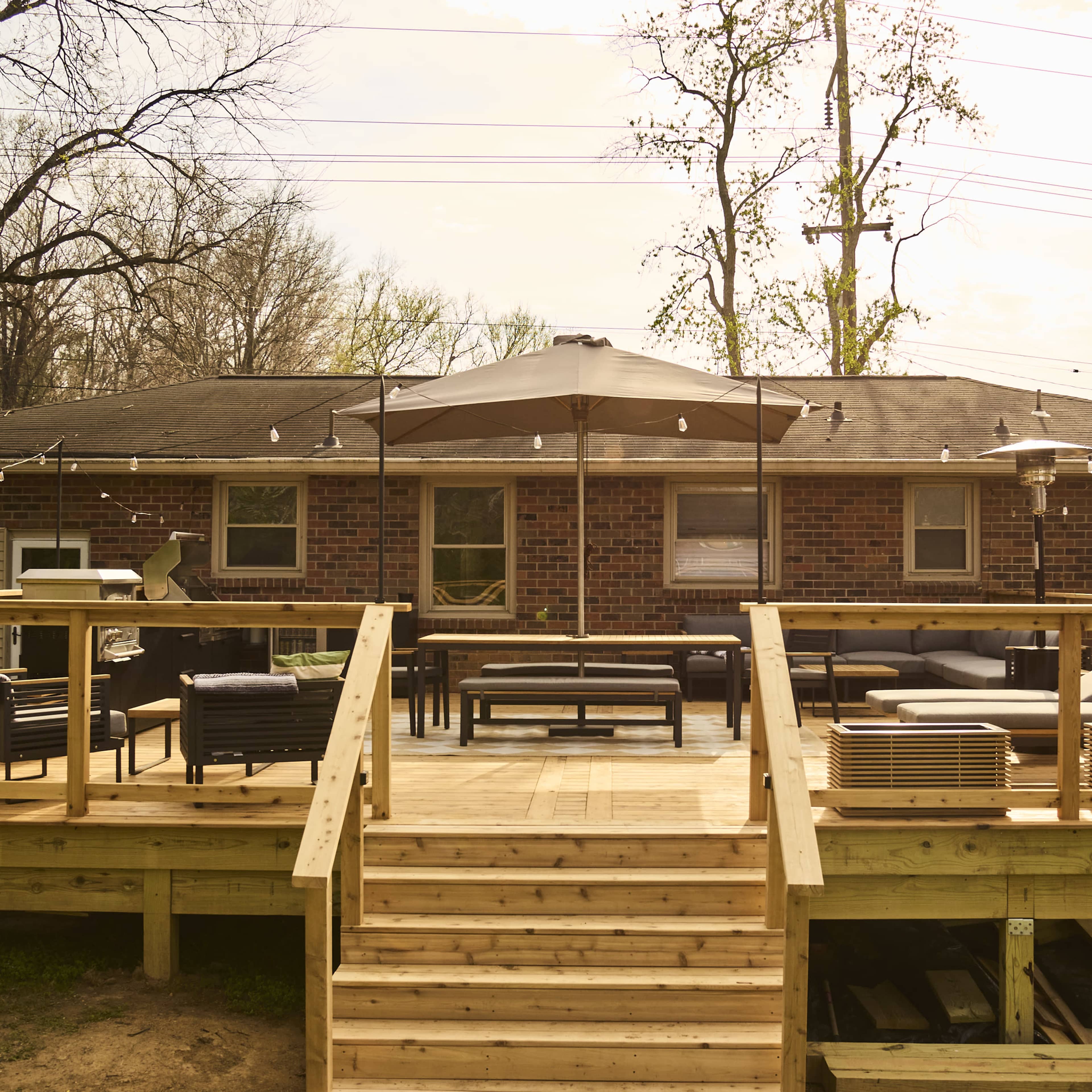 800 sq ft Outdoor Kitchen and Backyard Image in Haynes Manor, Nashville, TN
