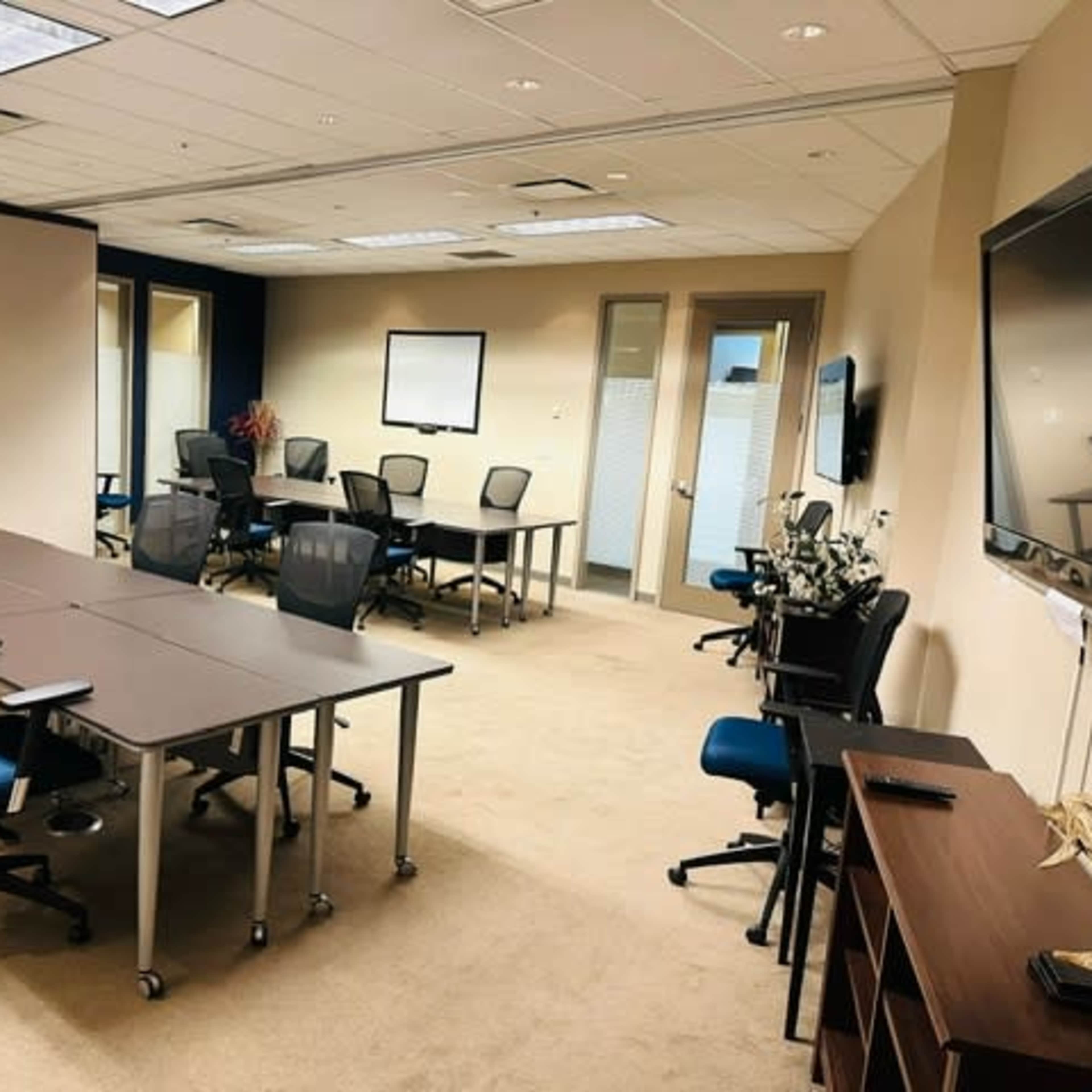 Professional Private Meeting Space Image in Burnaby, Burnaby, BC