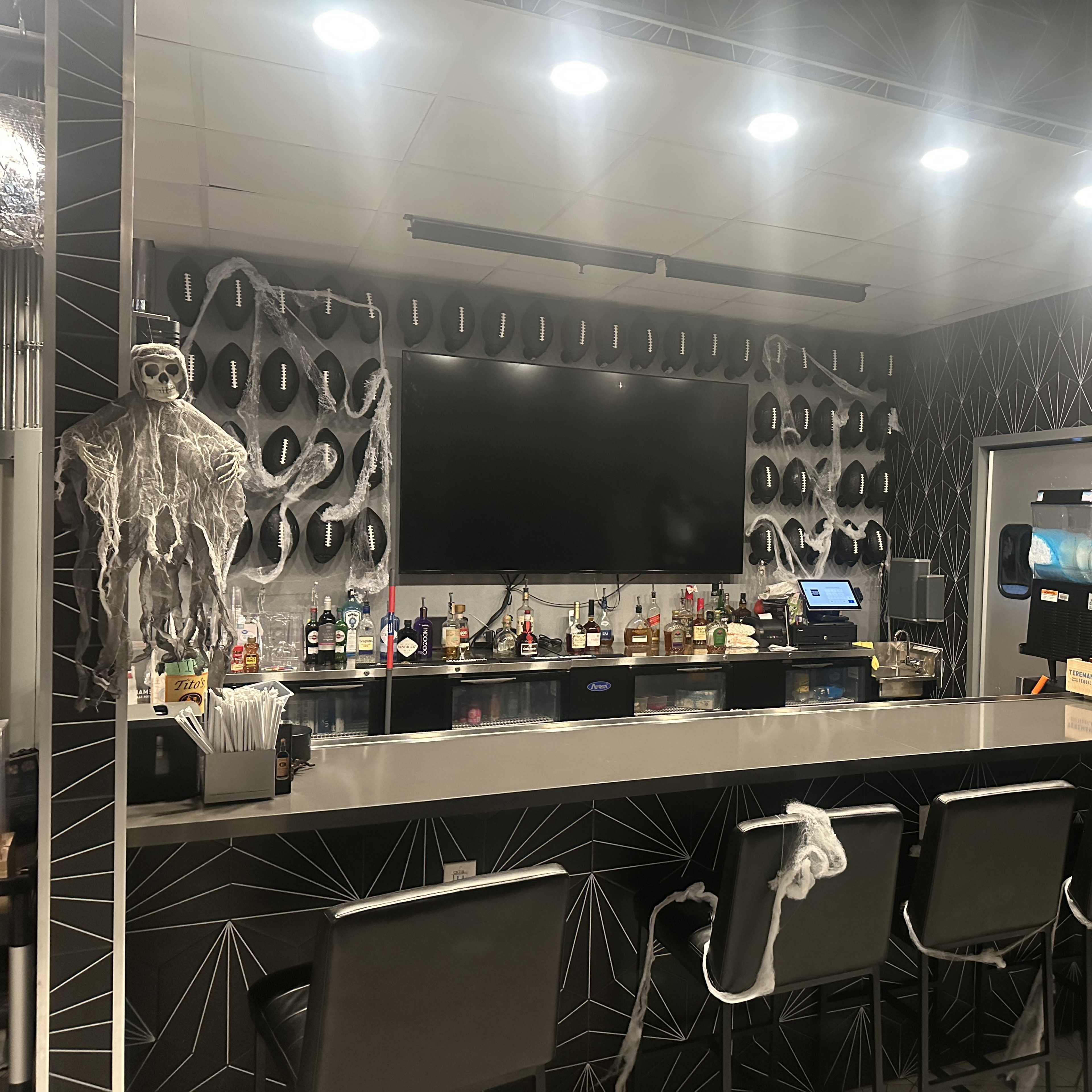 Stylish Event Space with Full Bar in Kennesaw Image in Big Shanty, Kennesaw, GA
