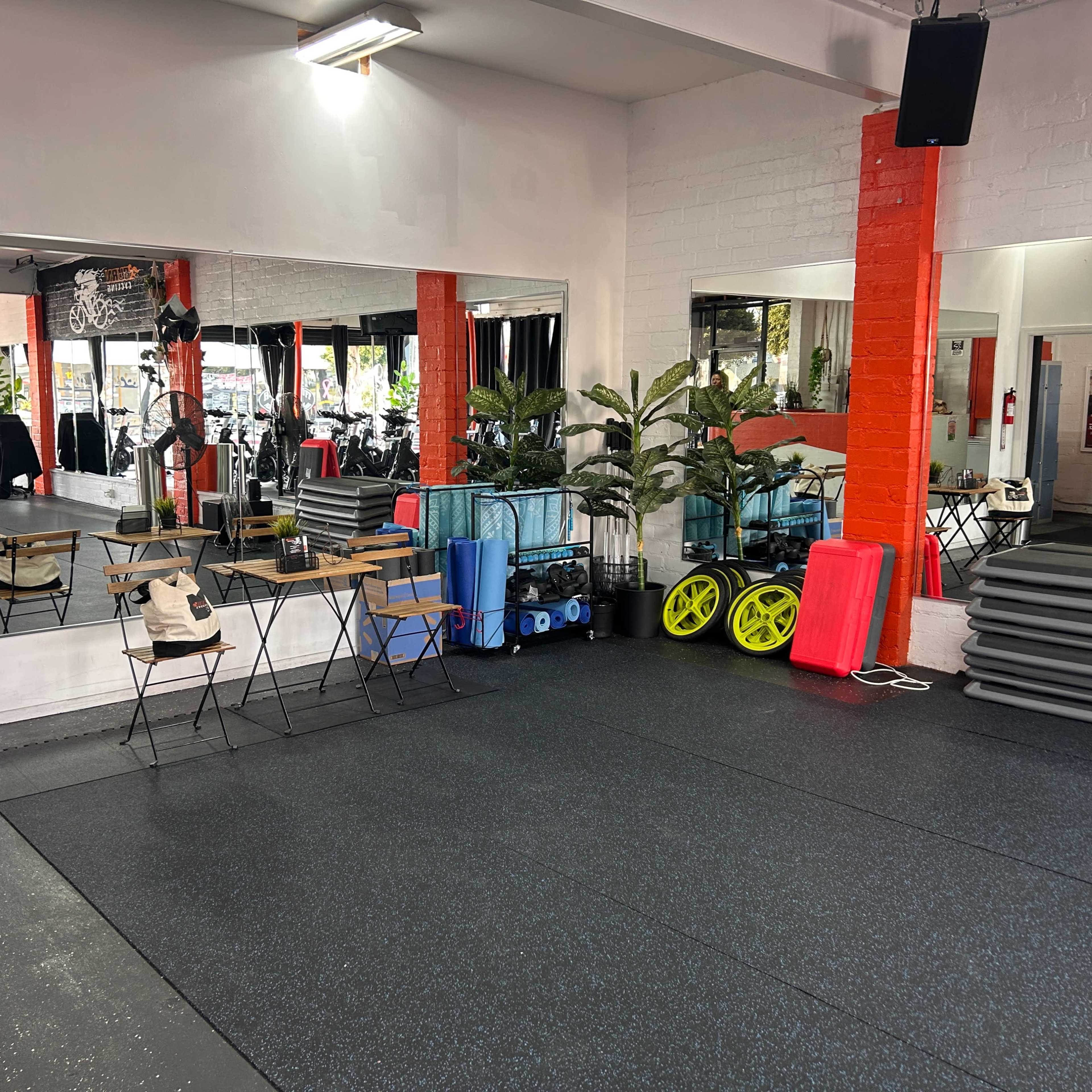 Versatile Event Space in Inglewood – Perfect for Parties, Pop Up Shop, Workshops, Wellness Events, Creative Gatherings, Pop Up Kitchen, Karaoke Night, & Live Shows, Image in Inglewood, Inglewood, CA