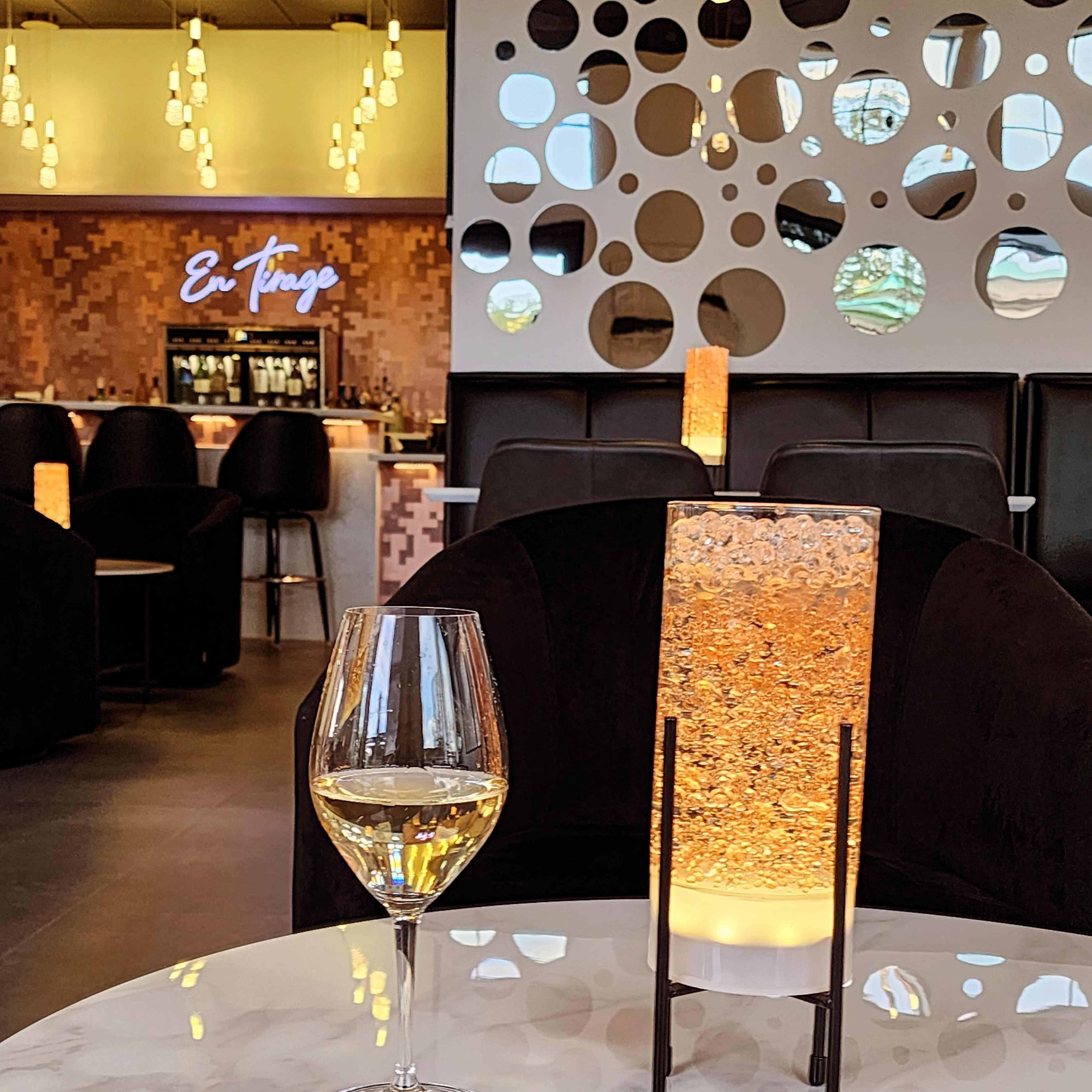 An Elegant and Chic Champagne Lounge in the Heart of Wine Country Image in Dundee, Dundee, OR