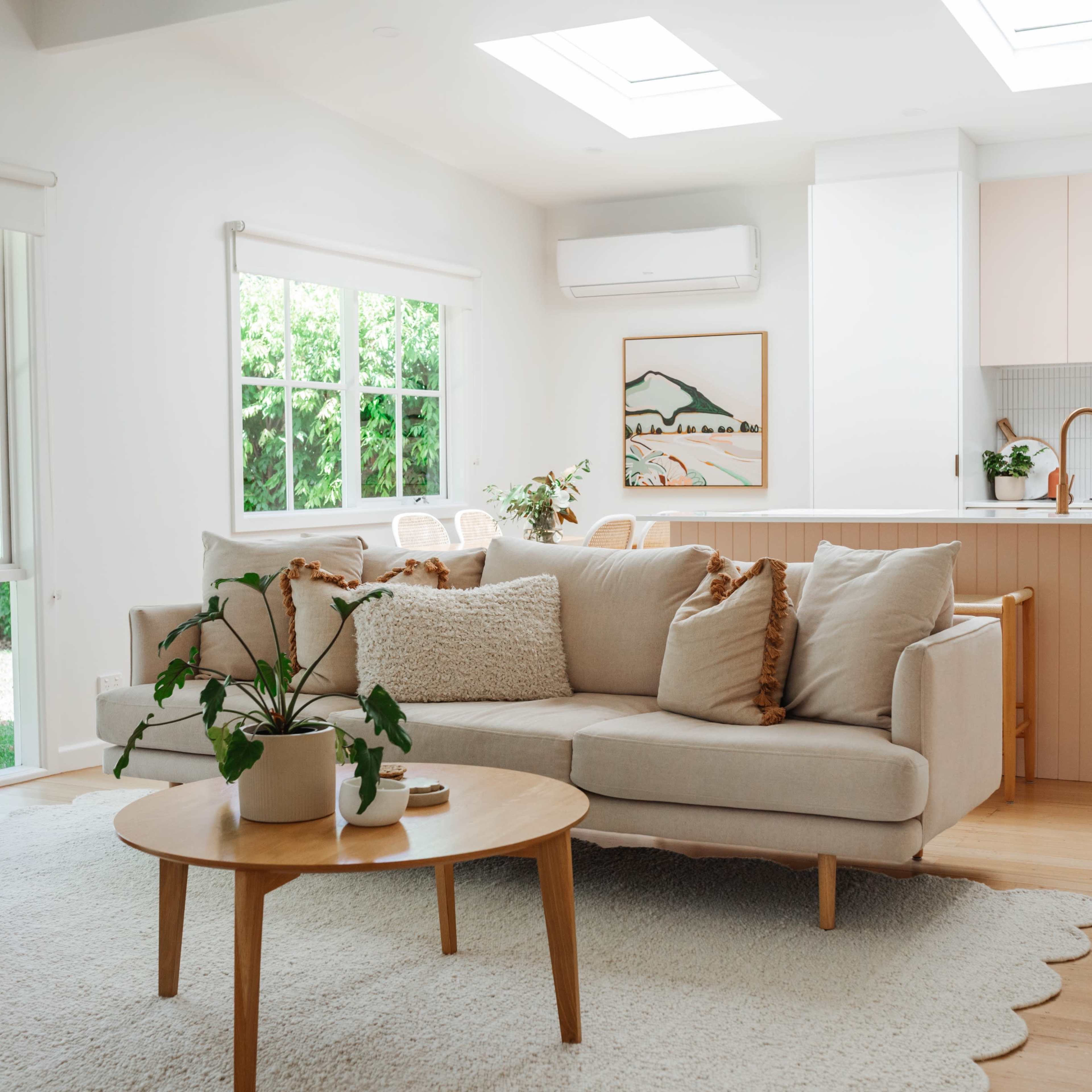 Contemporary & Charming House Filled with Light Image in Seaford, Melbourne, VIC