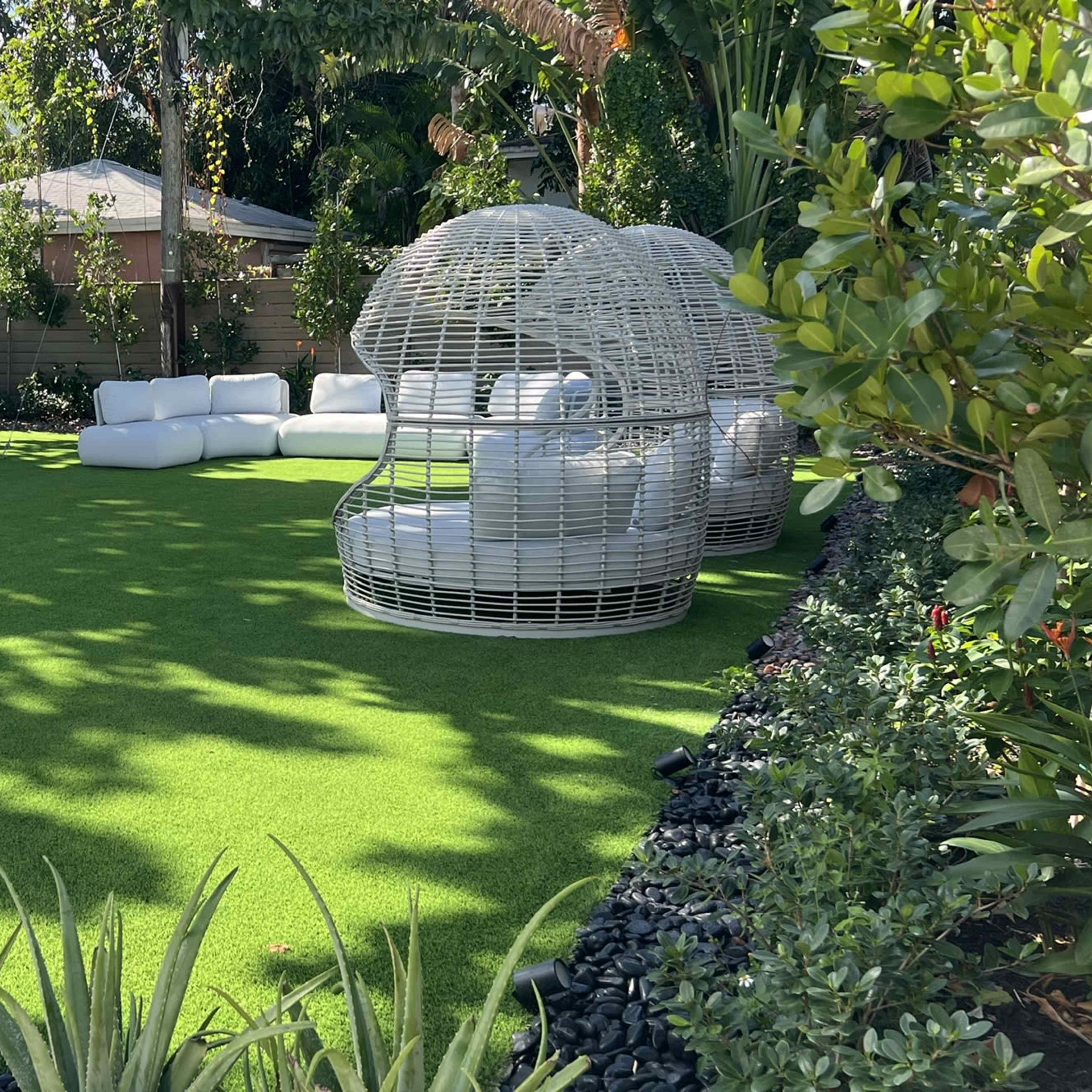 Beautifully Landscaped Backyard at Luxurious MedSpa - Miami Commercial Space - Design District Adjacent Image in Miami, Miami, FL