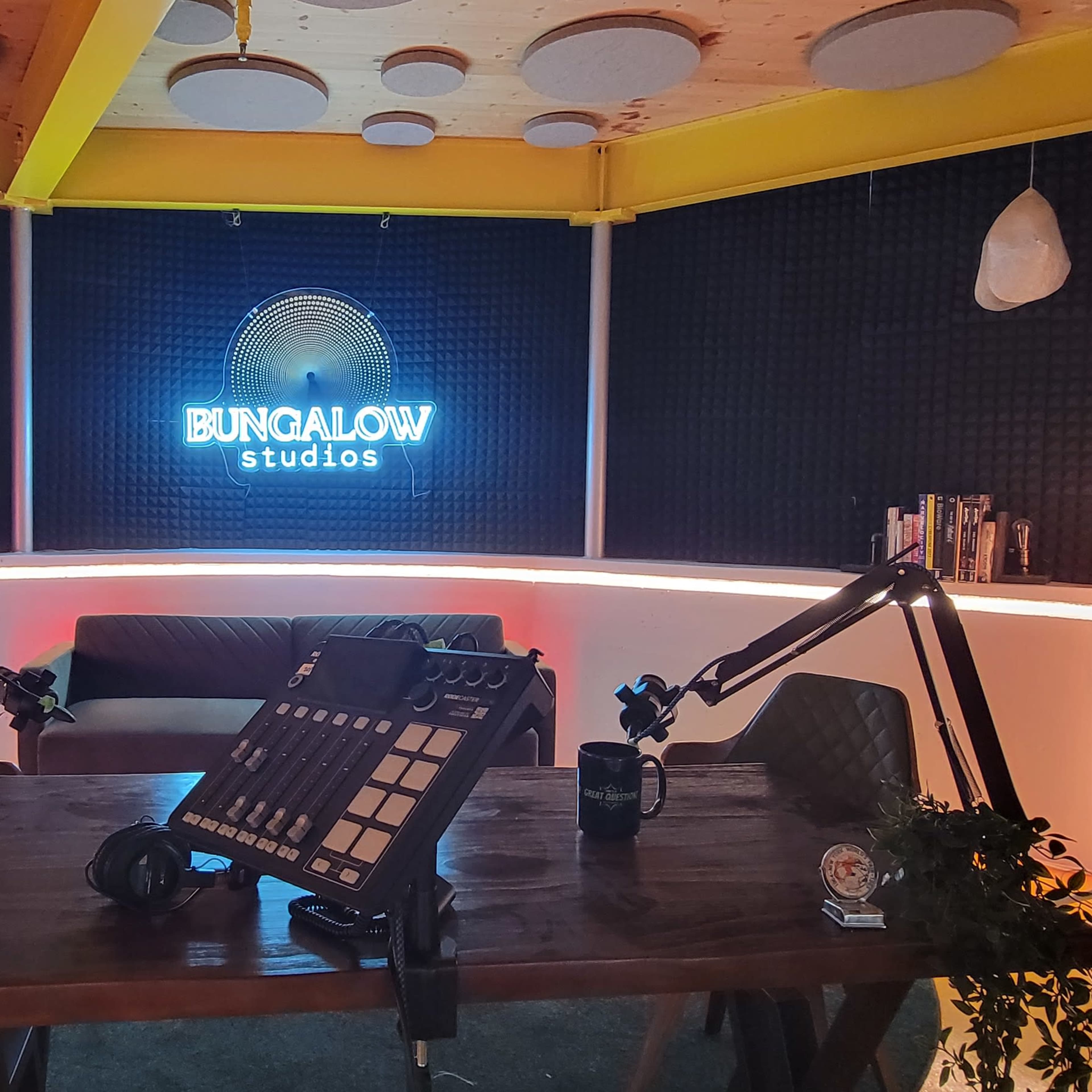 Bungalow Studios Image in Hollywood, Los Angeles, CA