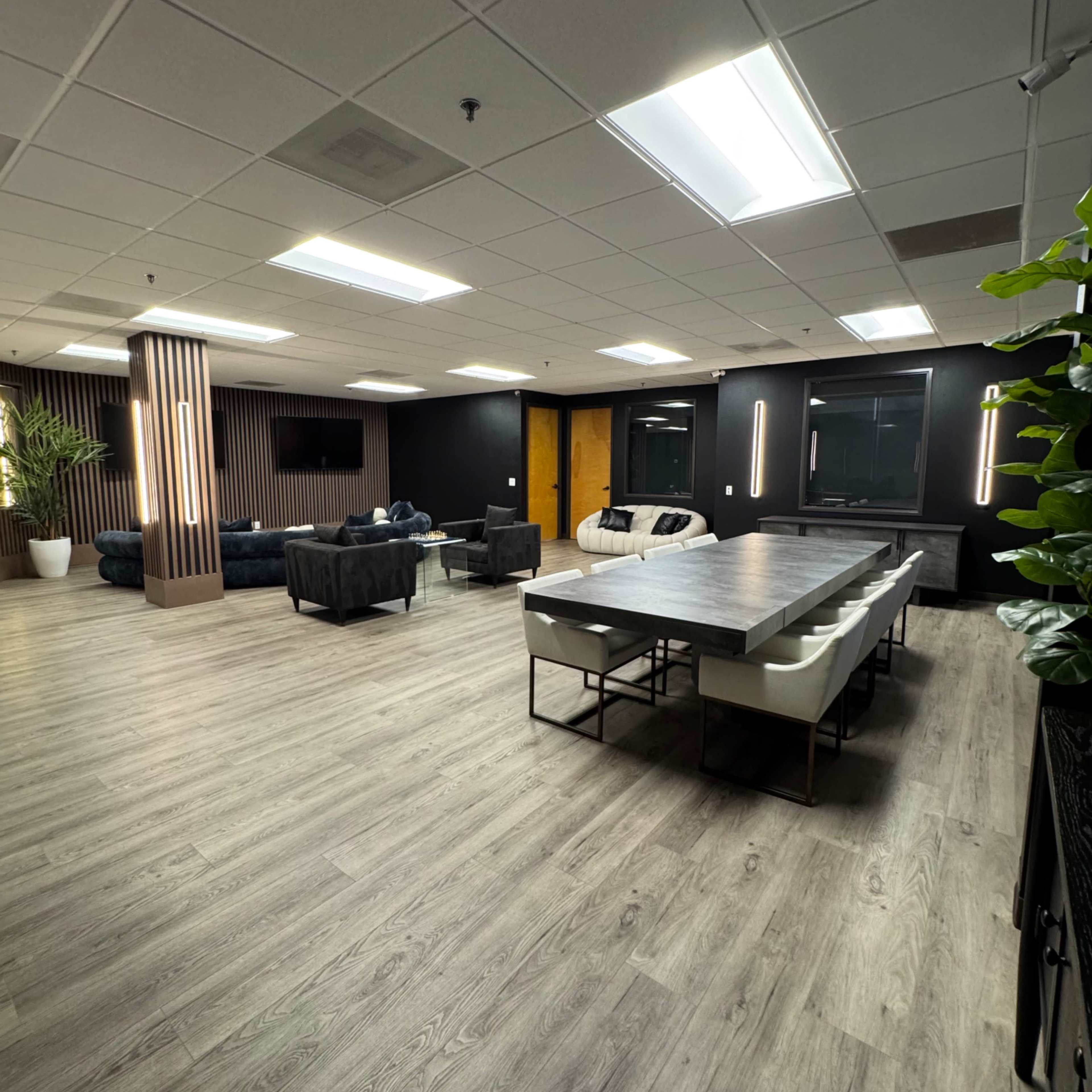 Modern & Versatile Event Space on Miramar Road Image in Miramar, San Diego, CA