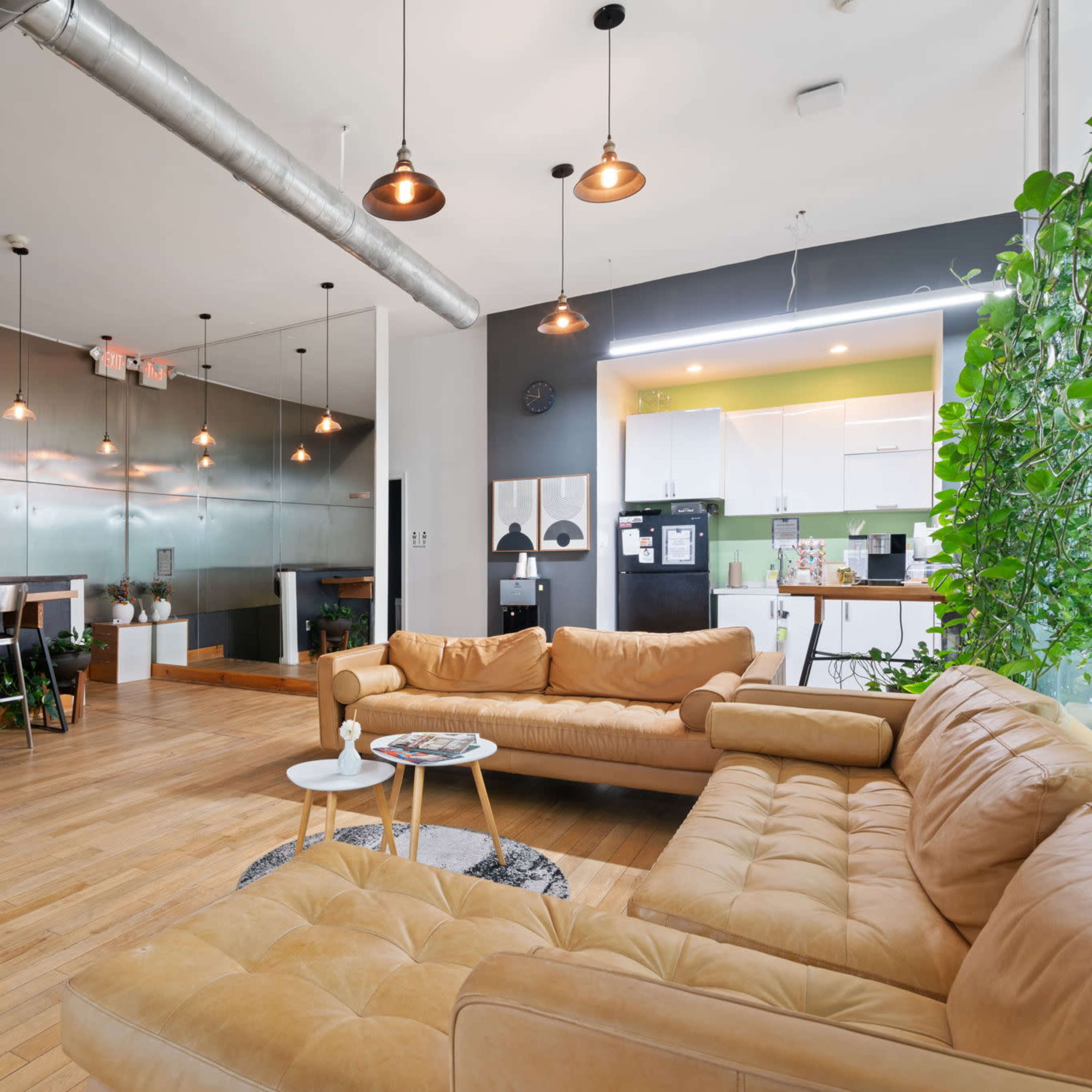 Cozy Downtown Event Space for 10 Image in Center City, Philadelphia, PA