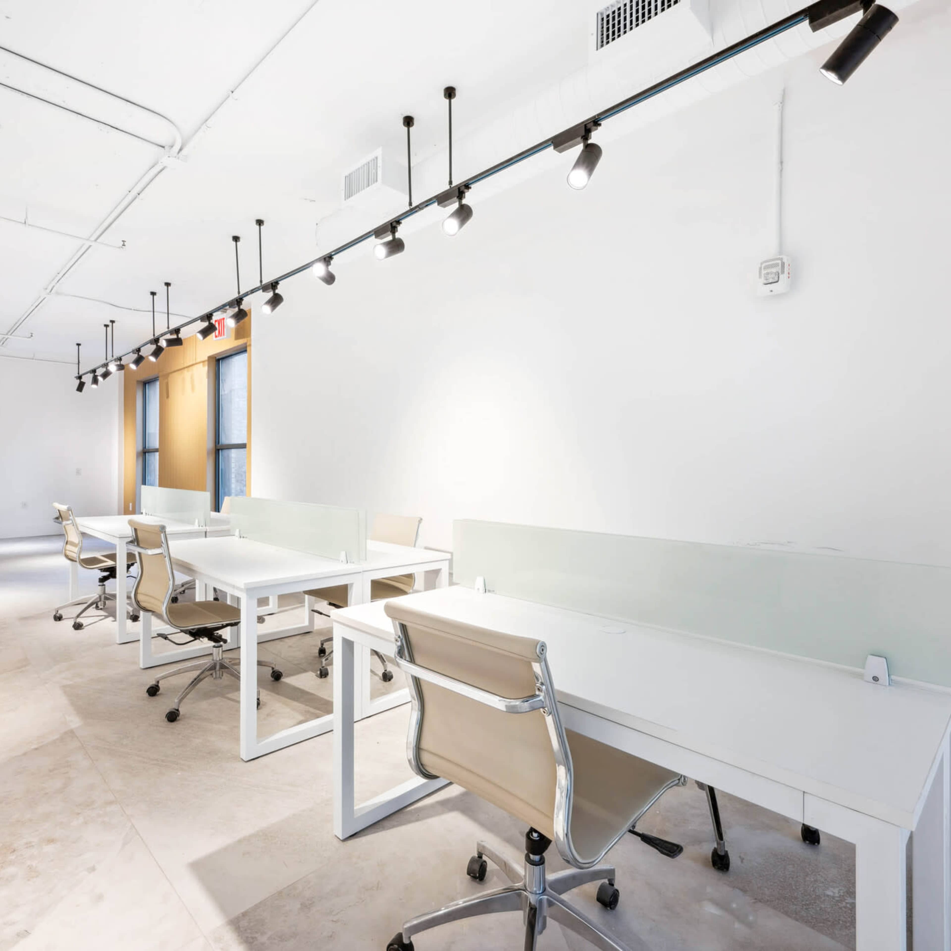 Nomad Flexible Day Office and Meeting Room Image in Midtown Manhattan, New York, NY