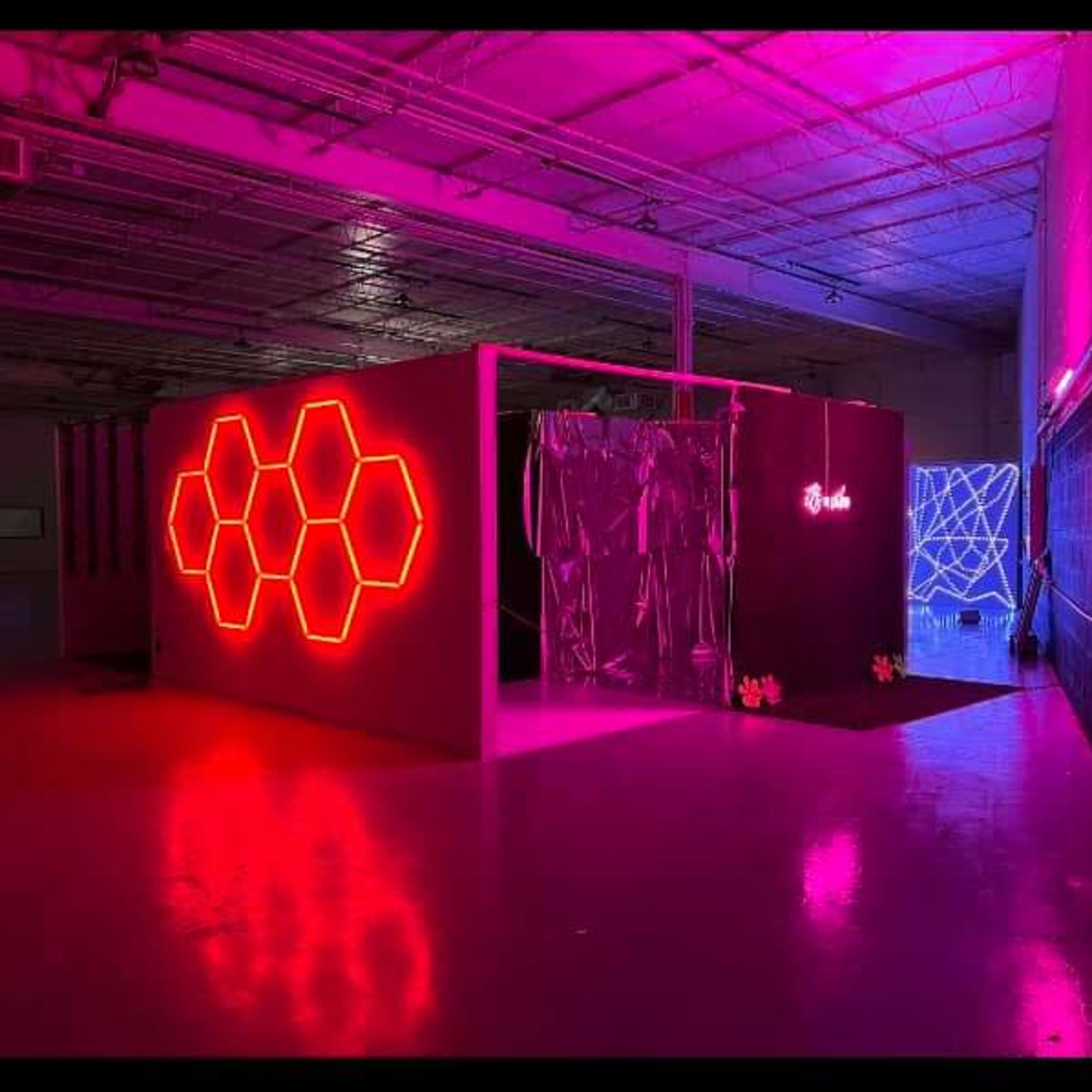 Content Creator's Playground! Image in New City, Chicago, IL