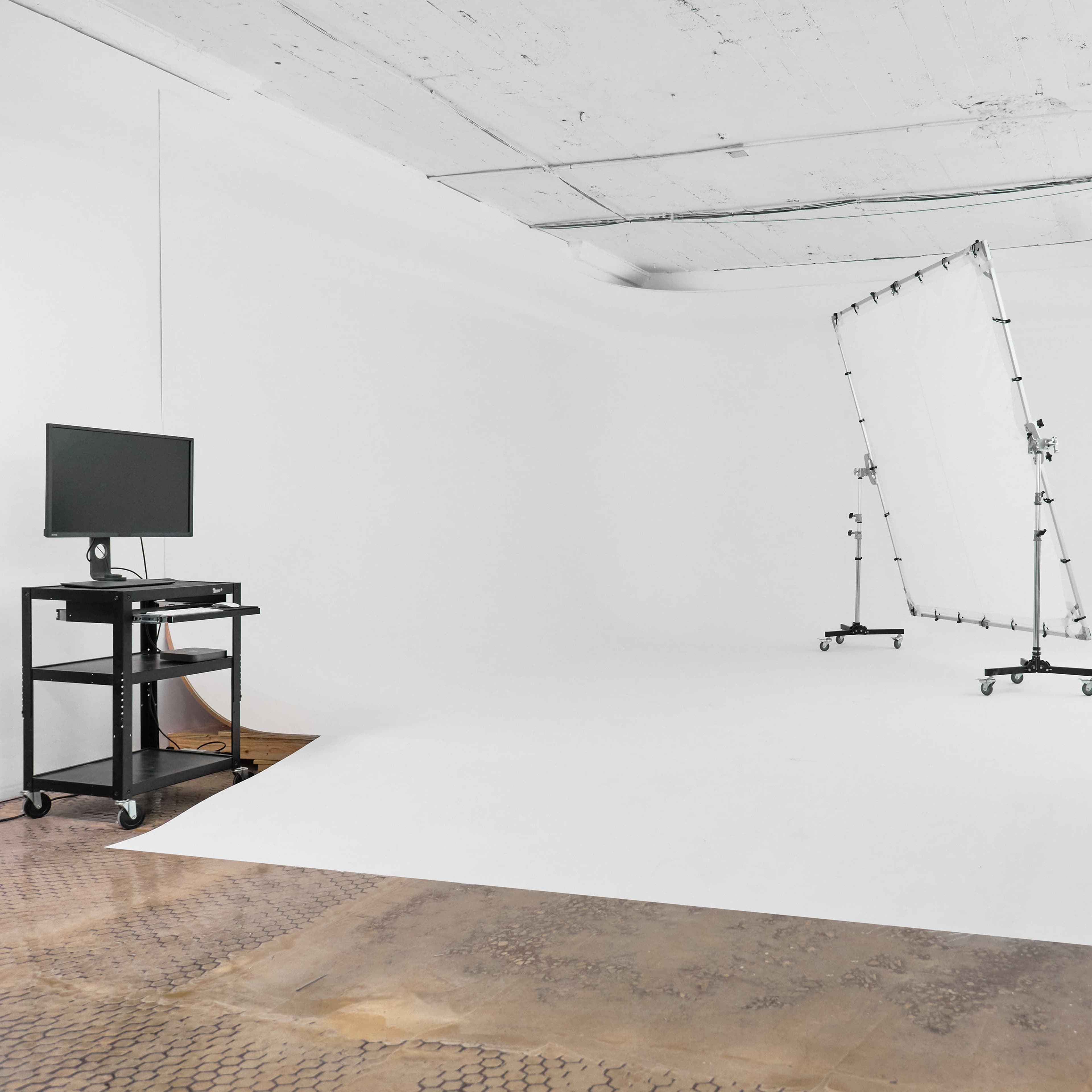 Urban Industrial Multiplatform Studio Image in South Side, Chicago, IL