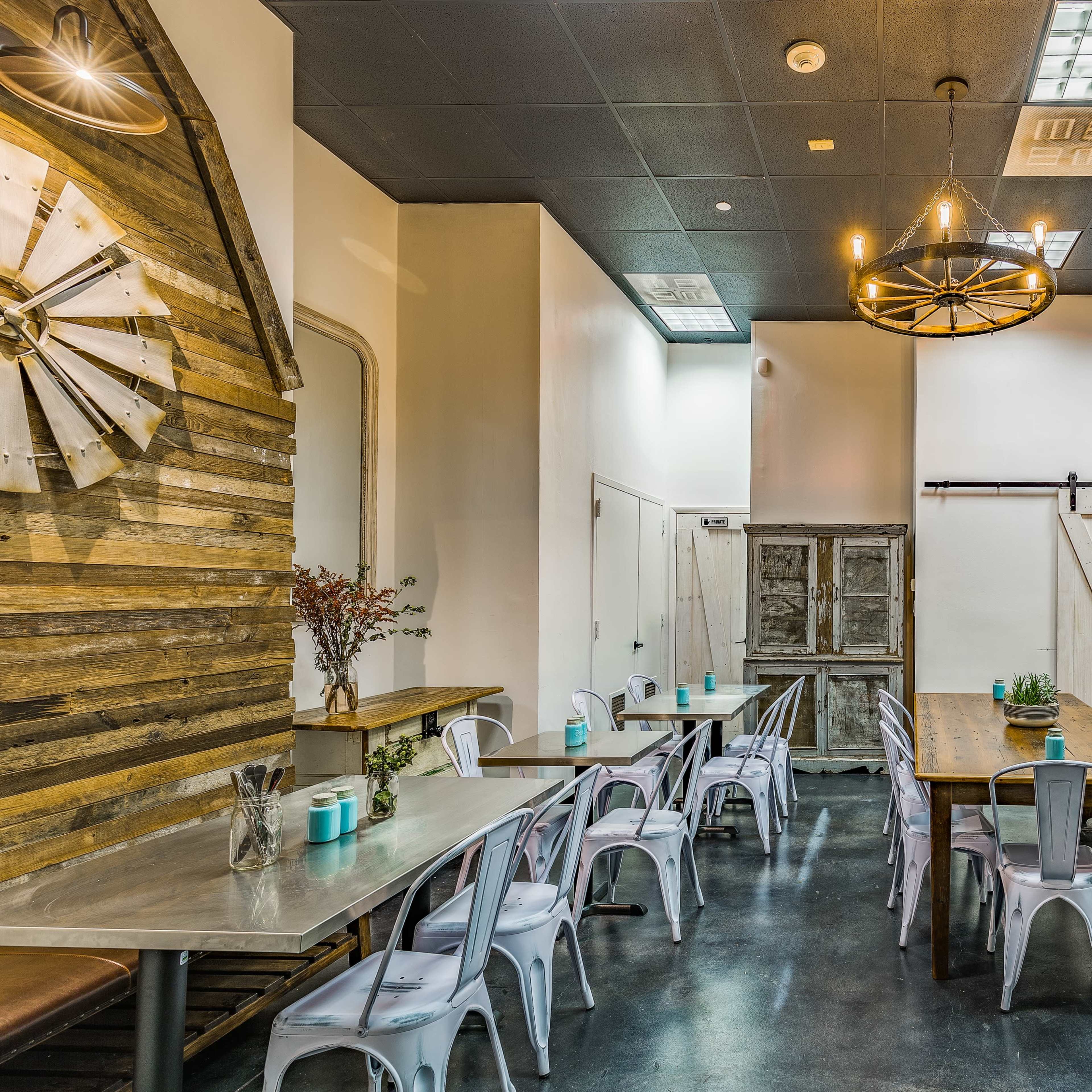 Downtown Rustic Farmhouse Cafe Image in The Waterfront, Jersey City, NJ