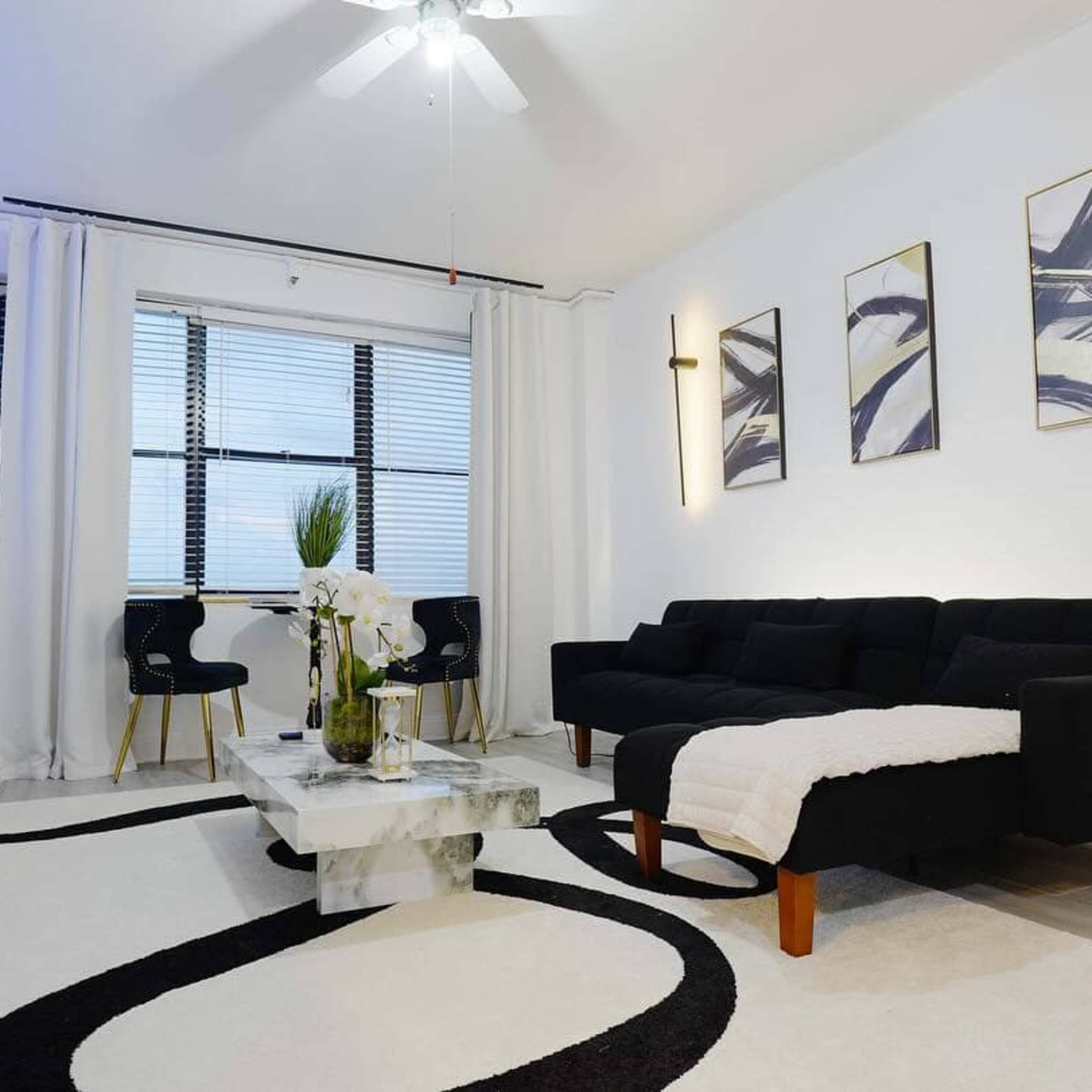 Luxury Skyrise Condo | Downtown Jax Image in Urban Core, Jacksonville, FL