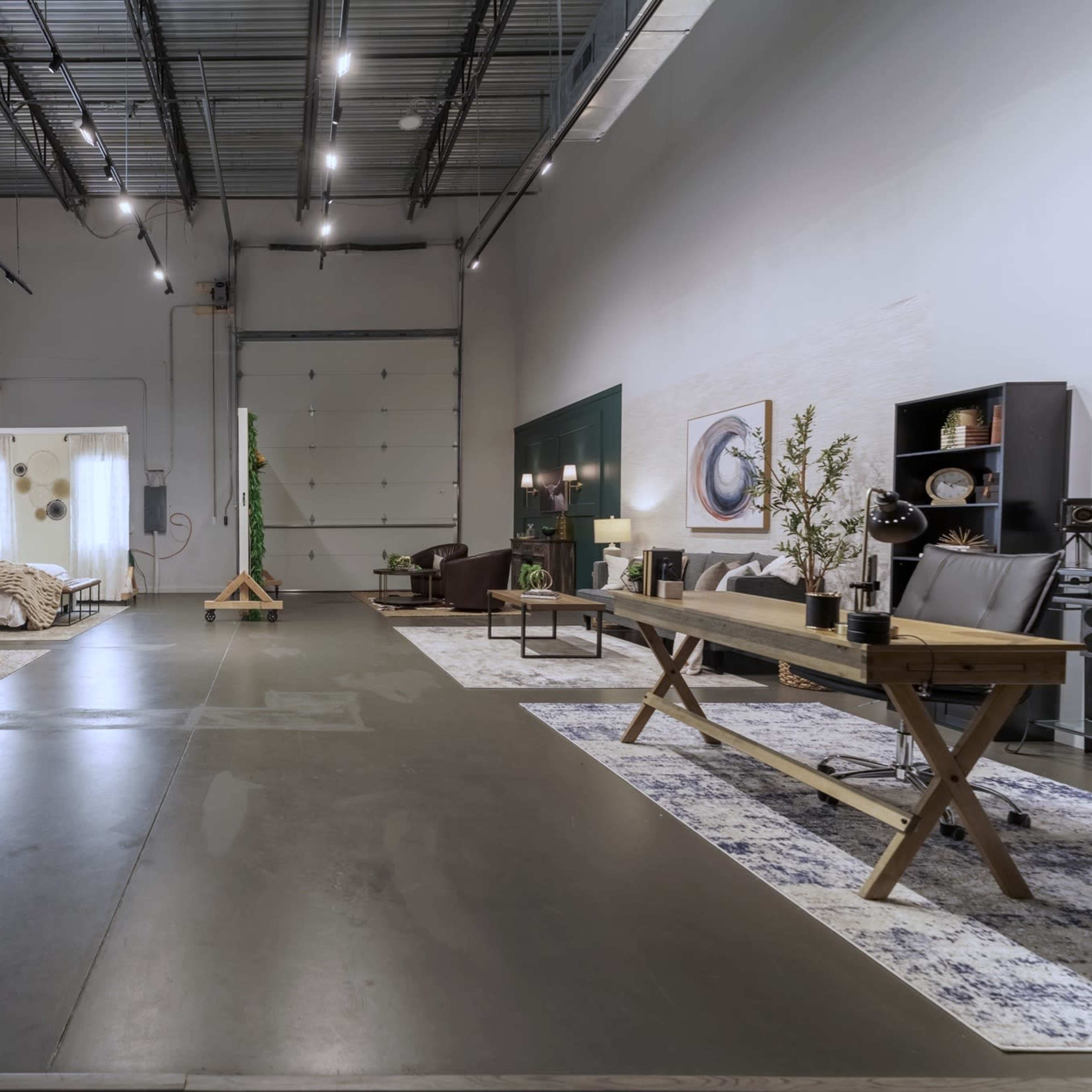Large Custom Designed Photo & Video Rental Studio Image in Huntersville, Huntersville, NC