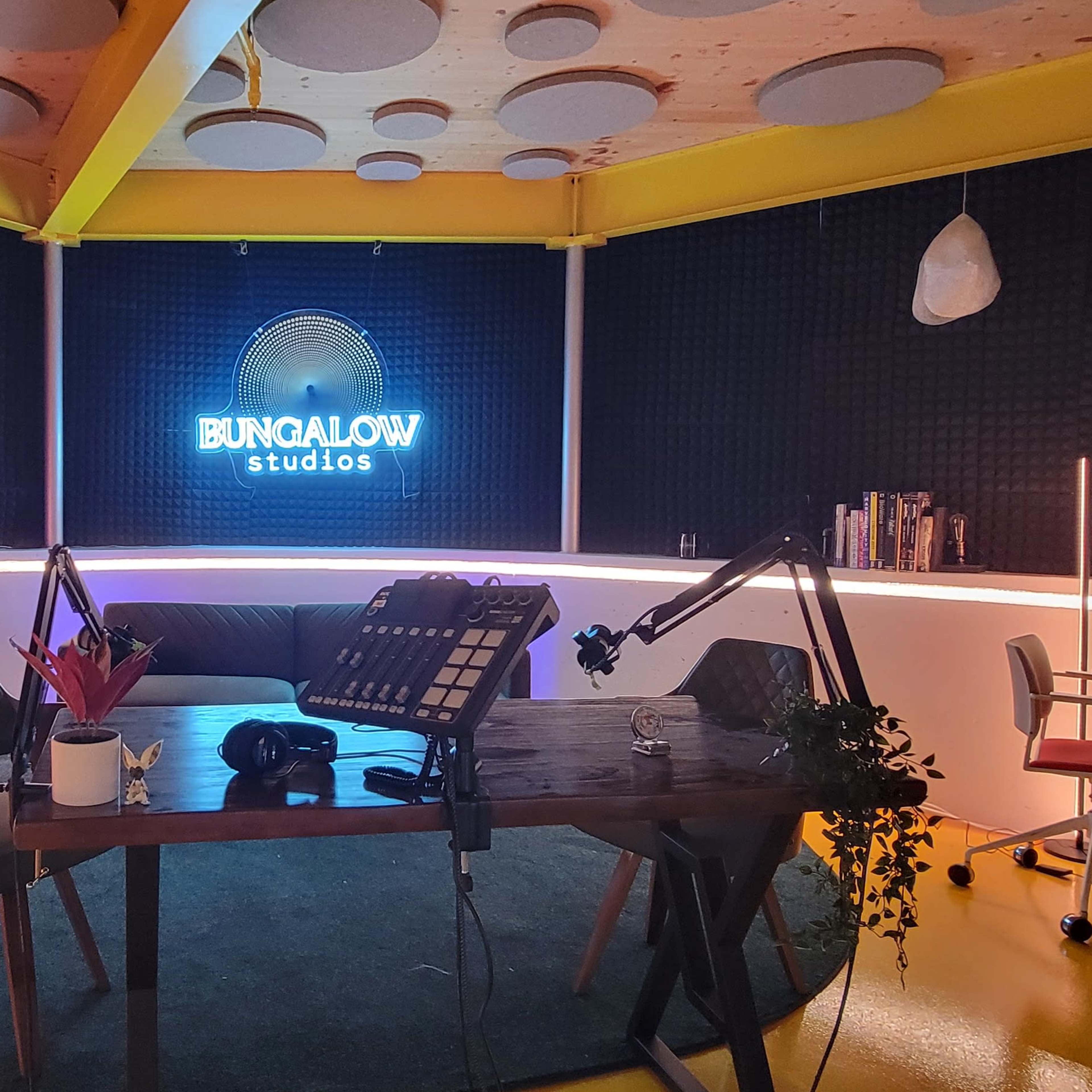Bungalow Studios Image in Hollywood, Los Angeles, CA