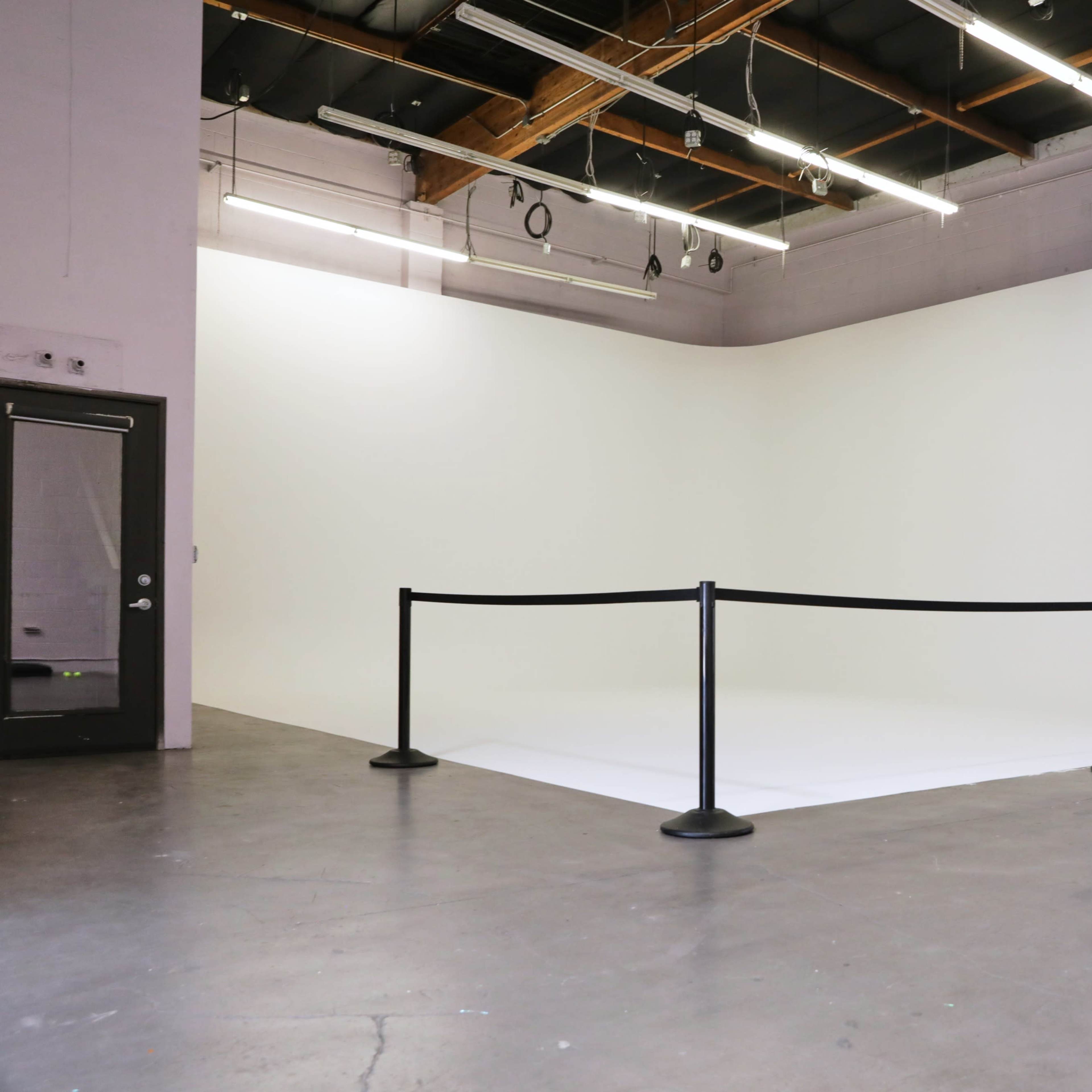 Boutique Drive-in Studio Image in Tropico, Glendale, CA